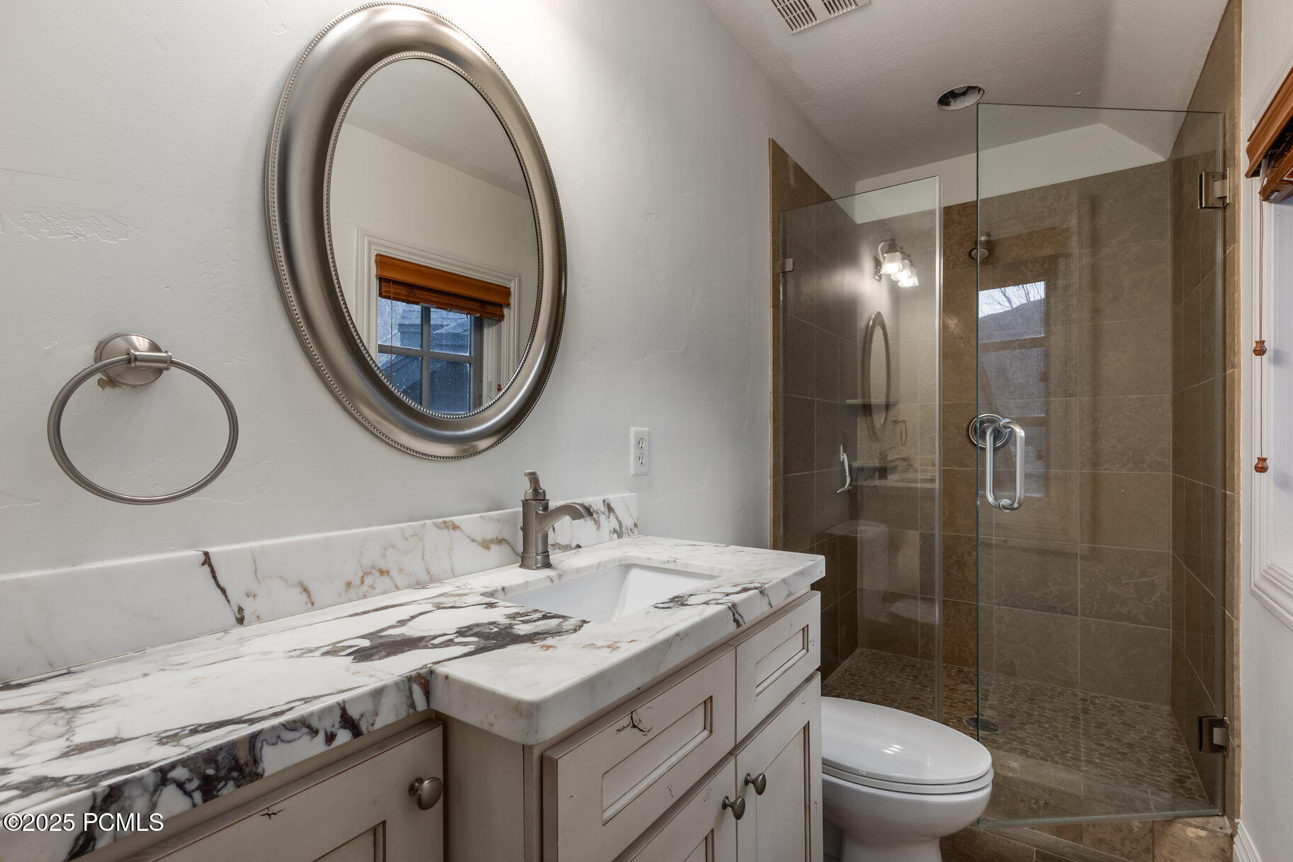 7050 N River Valley Road