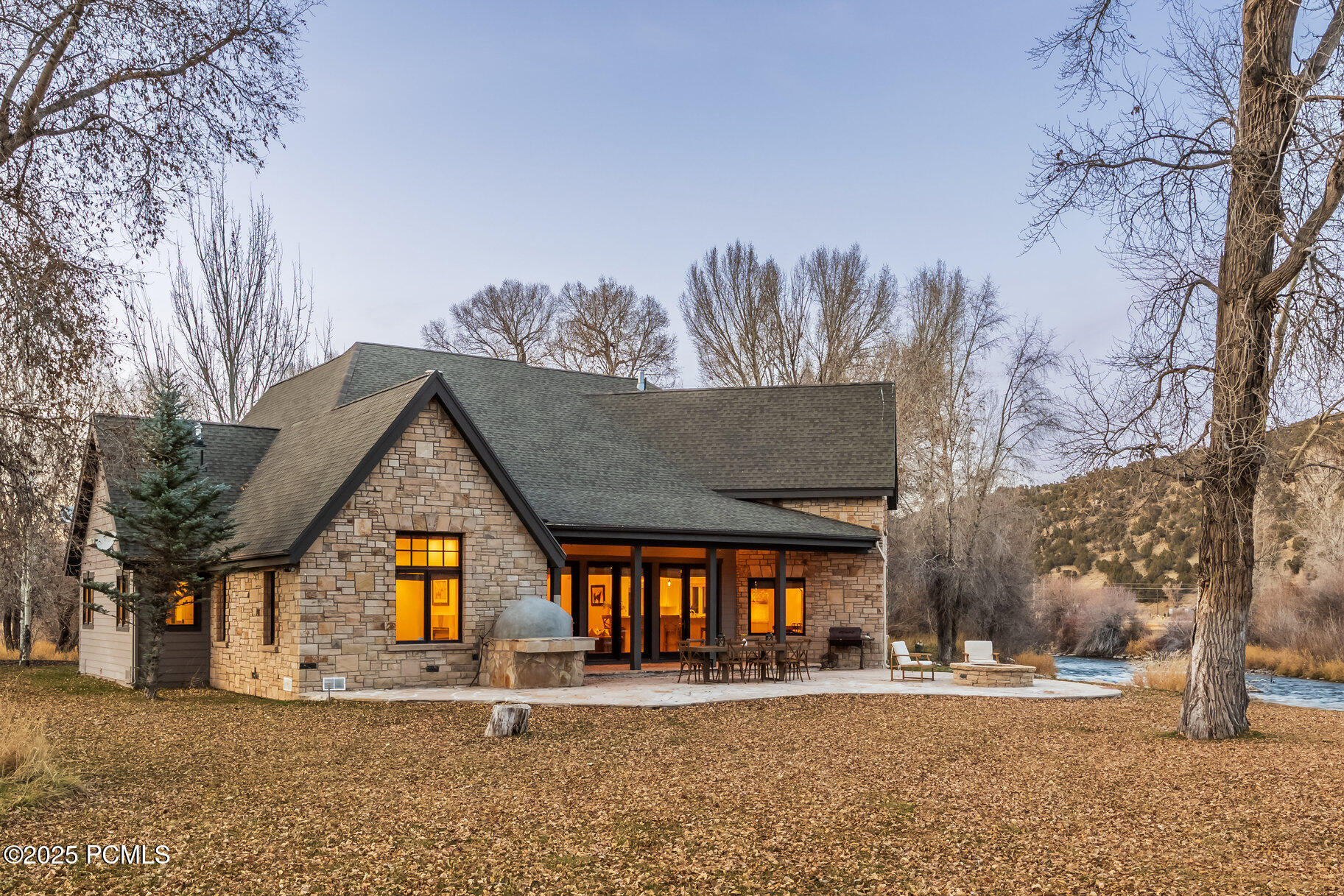 7050 N River Valley Road