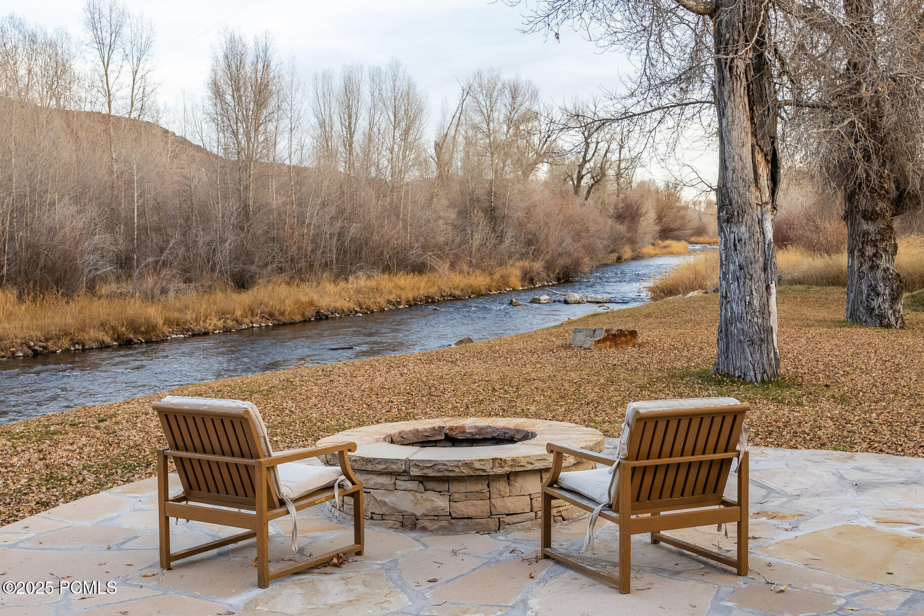 7050 N River Valley Road