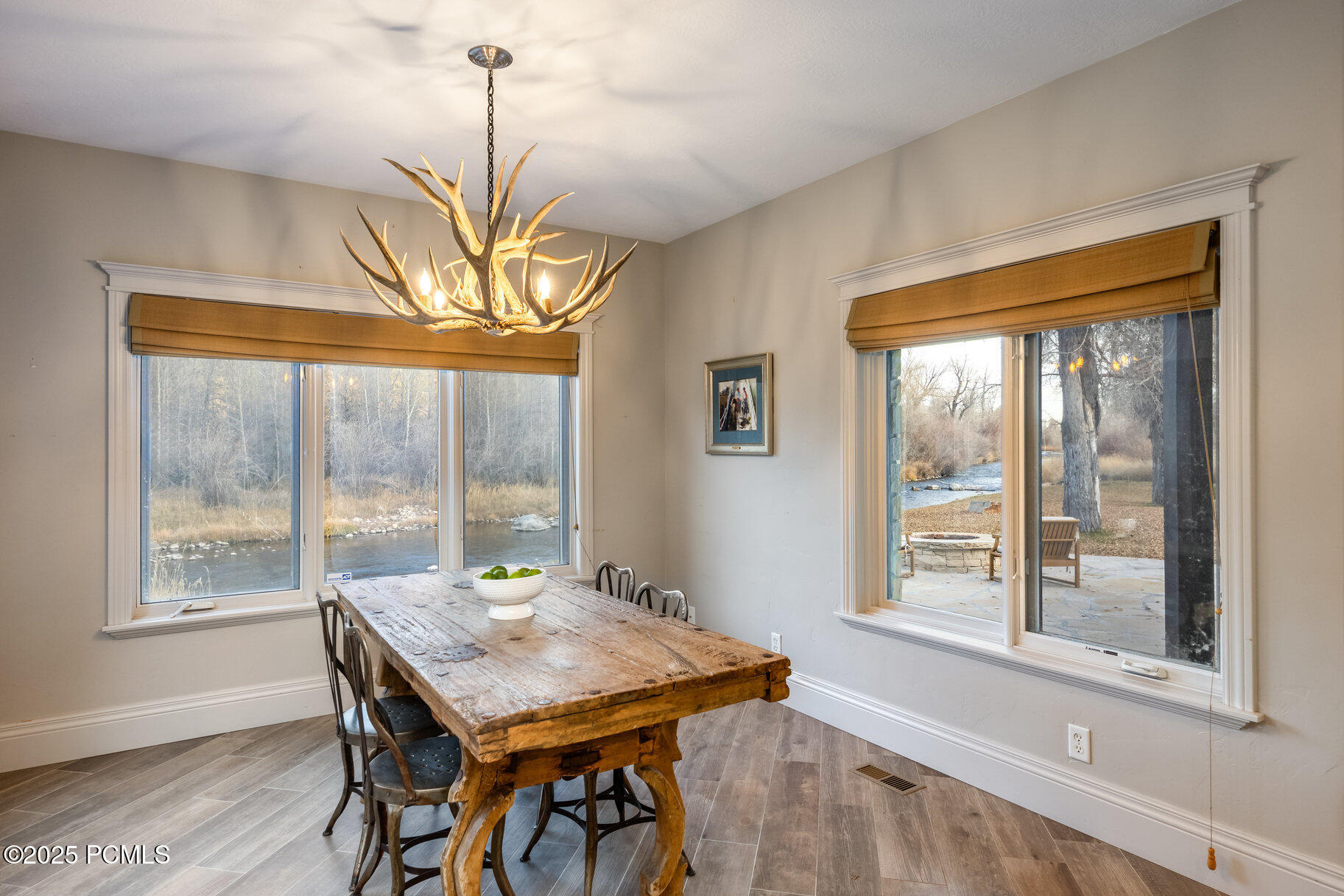 7050 N River Valley Road