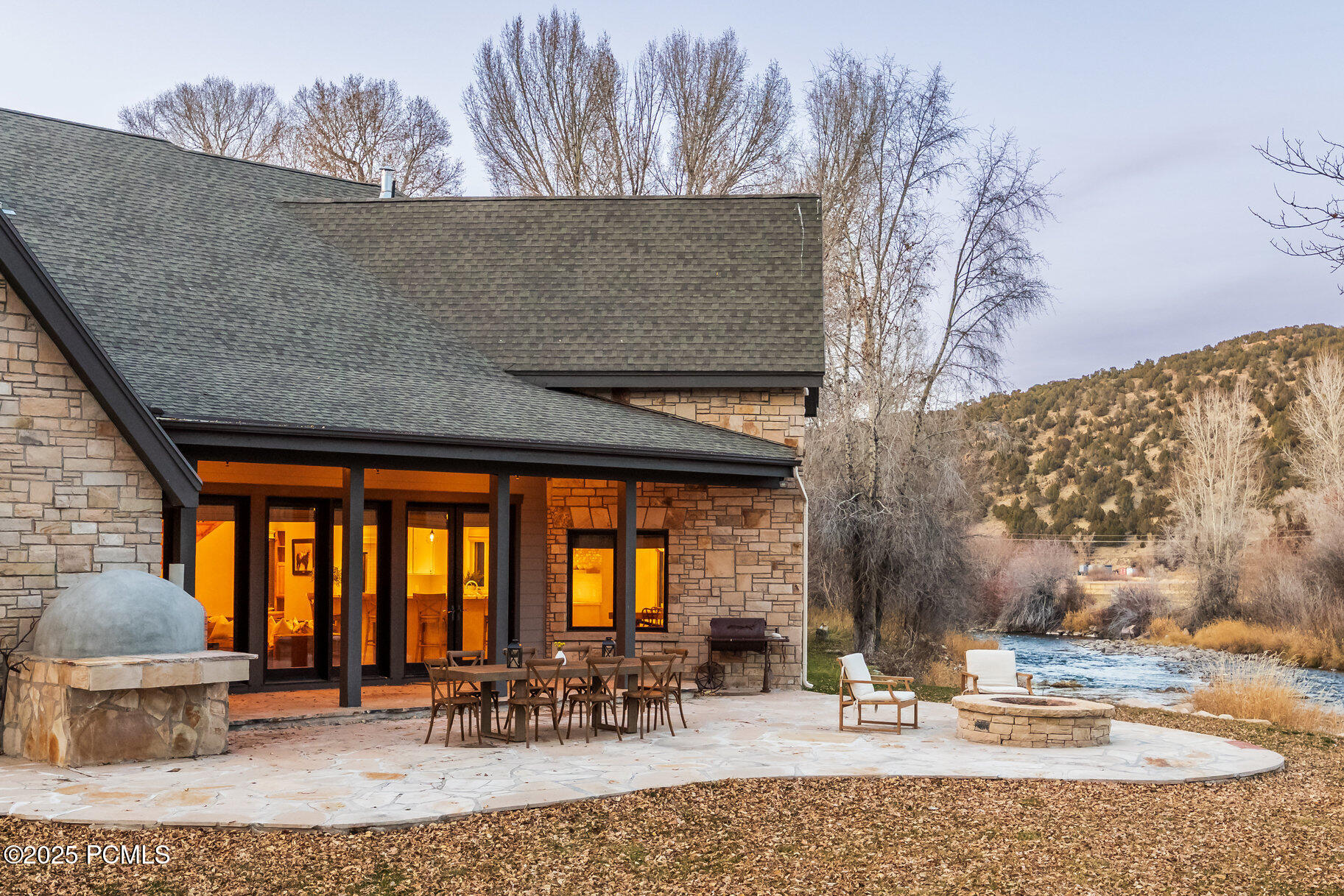 7050 N River Valley Road