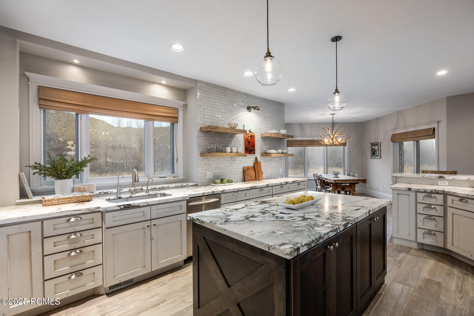 7050 N River Valley Road