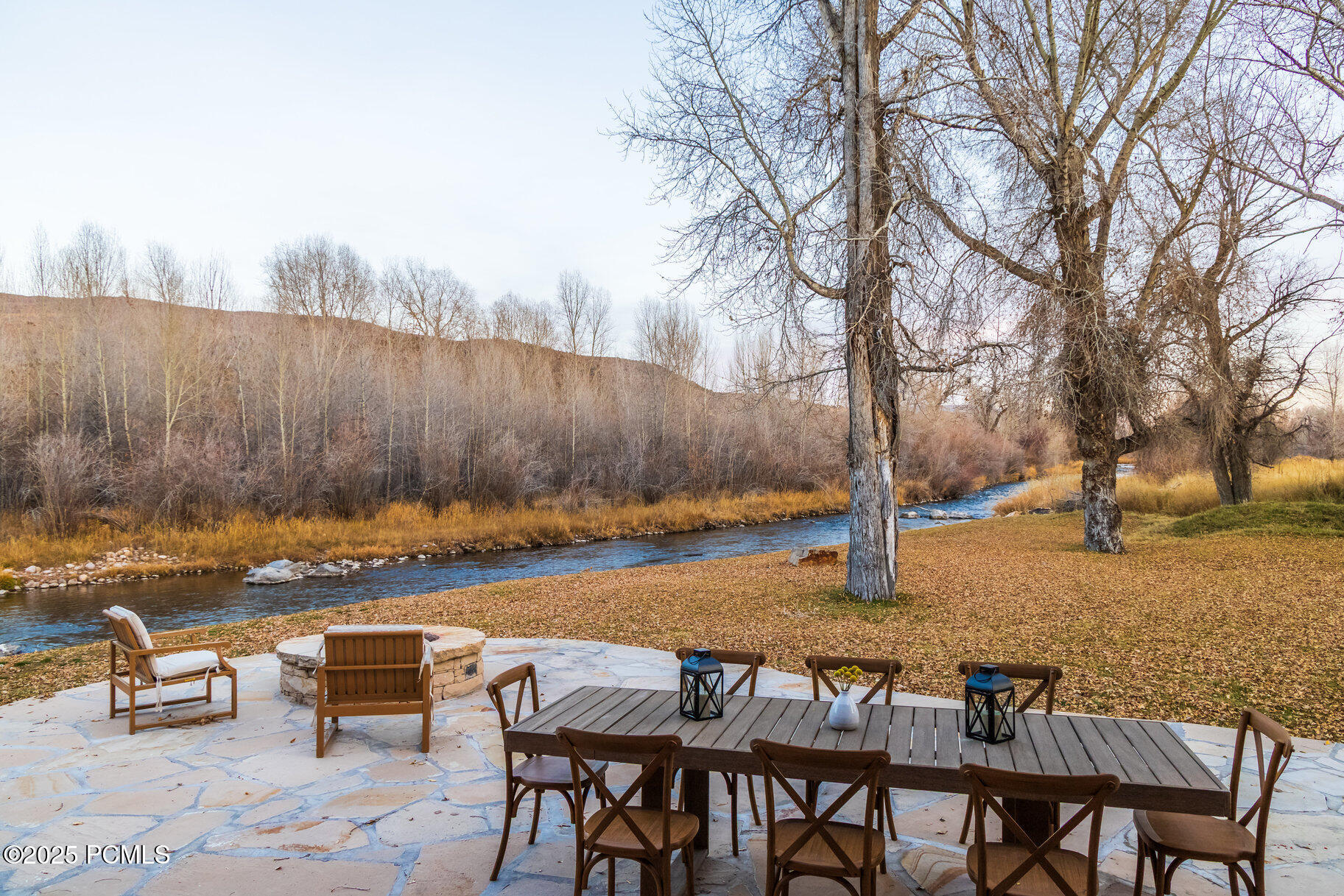 7050 N River Valley Road