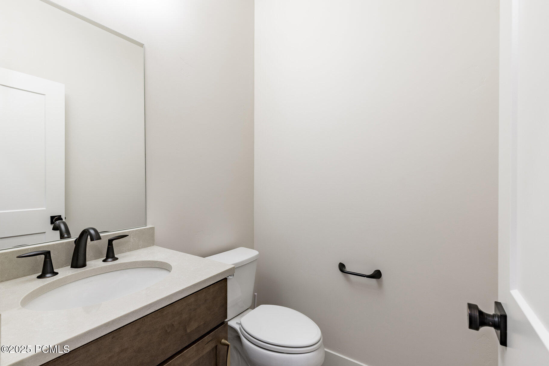 11691 N Shoreline Drive