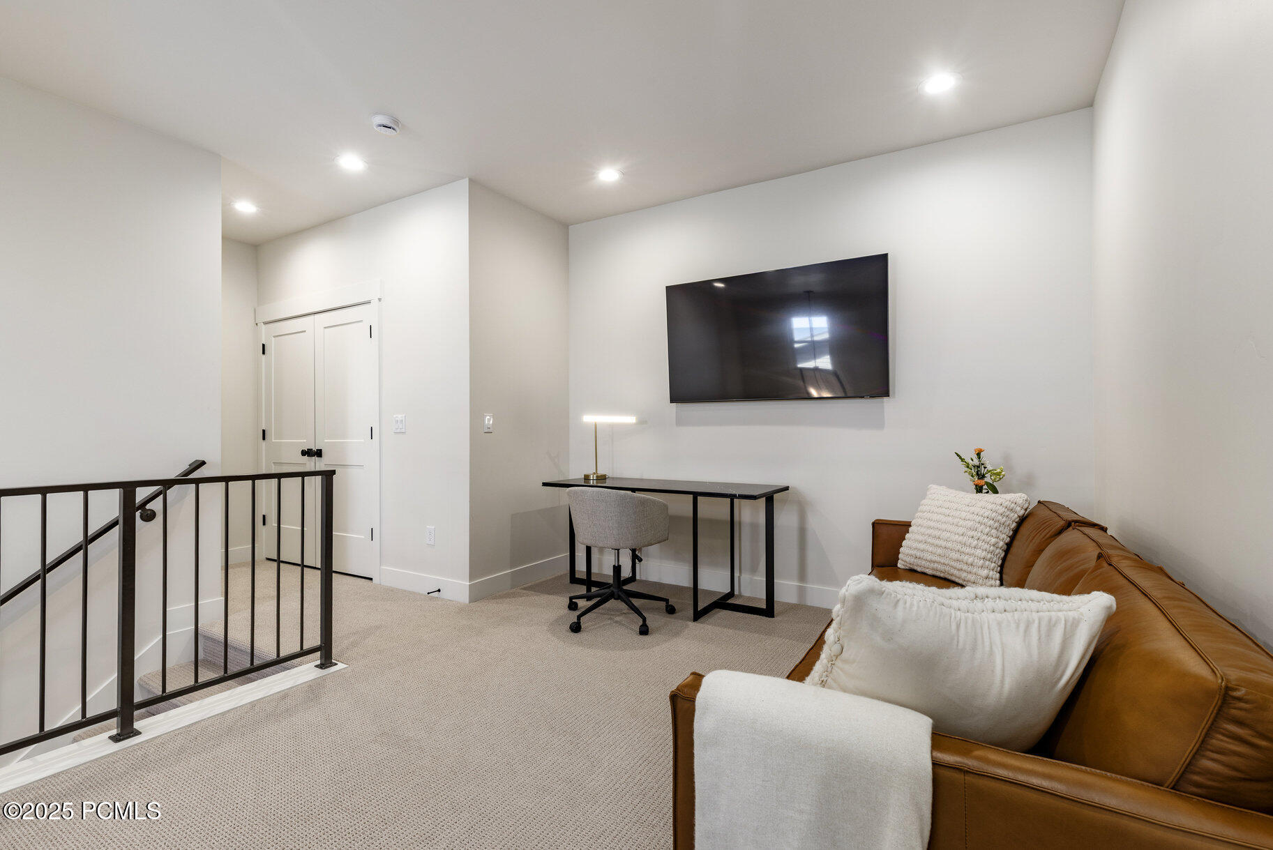 11691 N Shoreline Drive