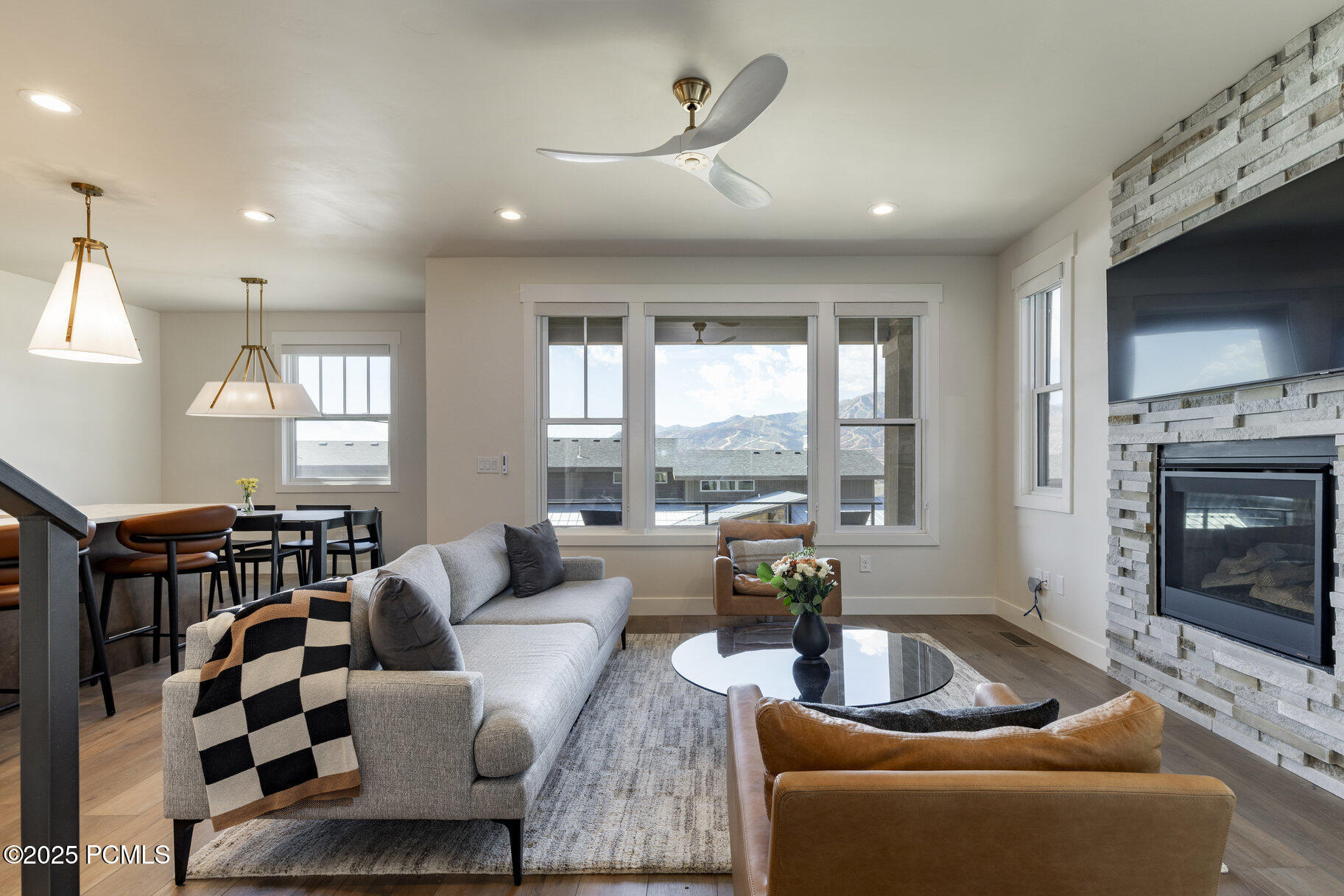 11691 N Shoreline Drive