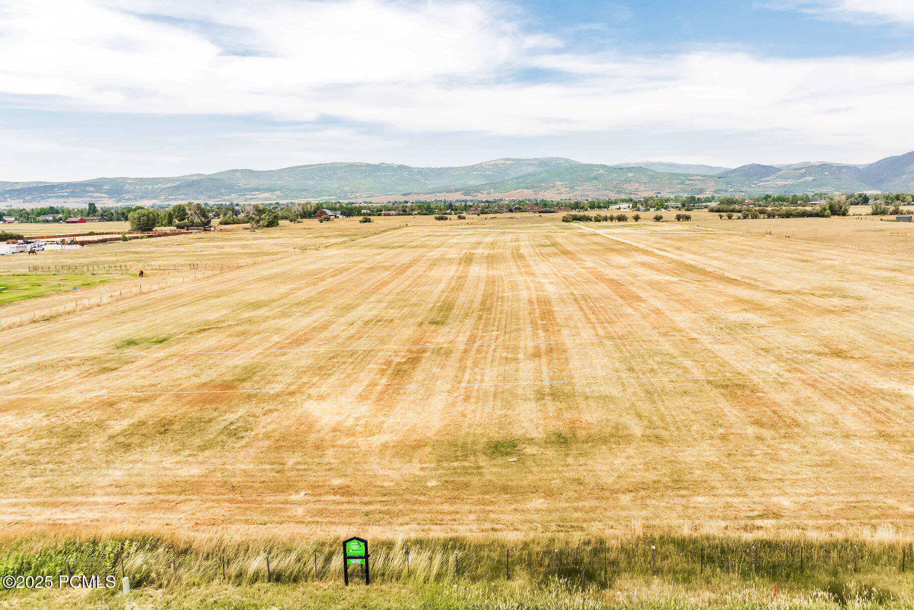 364 W Rob Young Lane