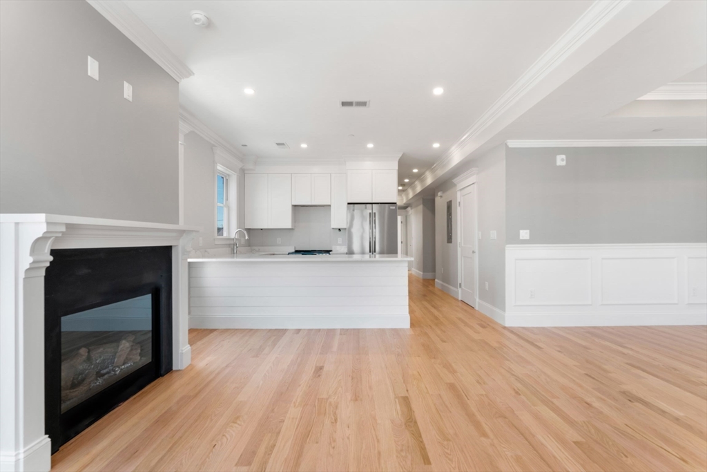 109 Ellington Street # 2