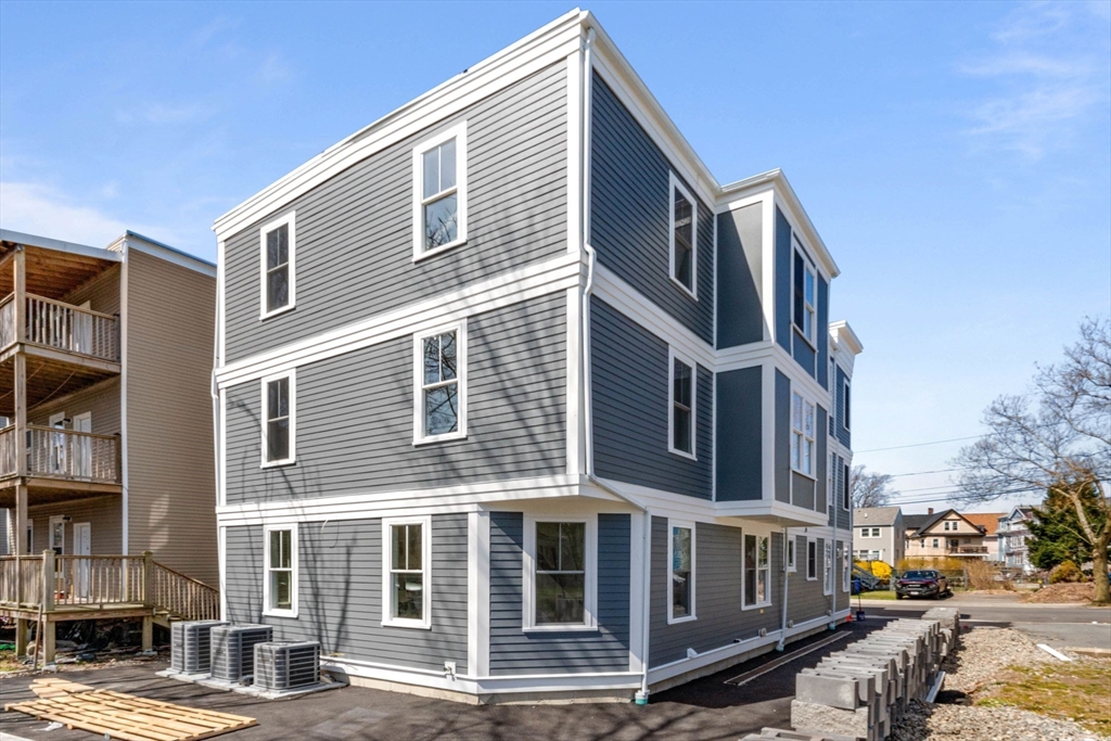 109 Ellington Street # 1