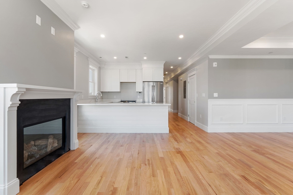 109 Ellington Street # 3