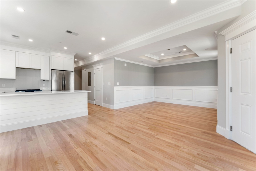 109 Ellington Street # 3