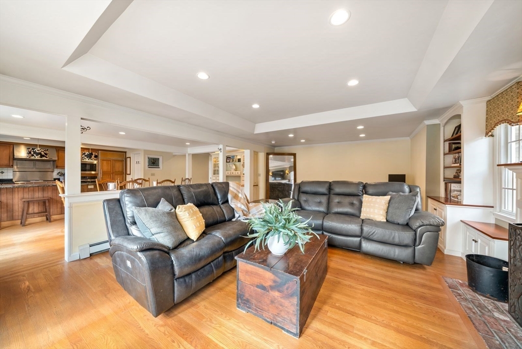 158 Strasser Avenue