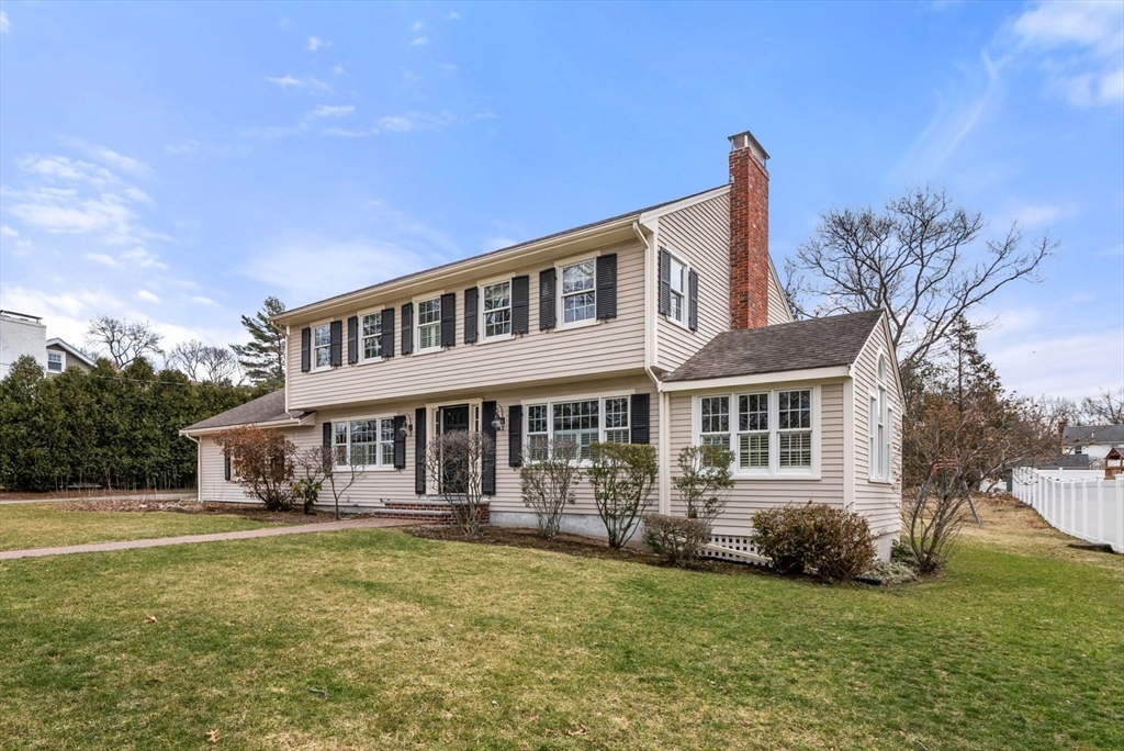 158 Strasser Avenue