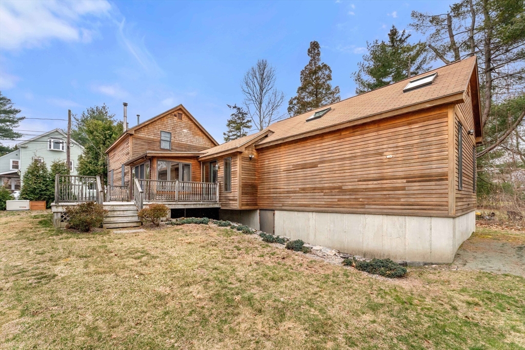 88 Rockland Street