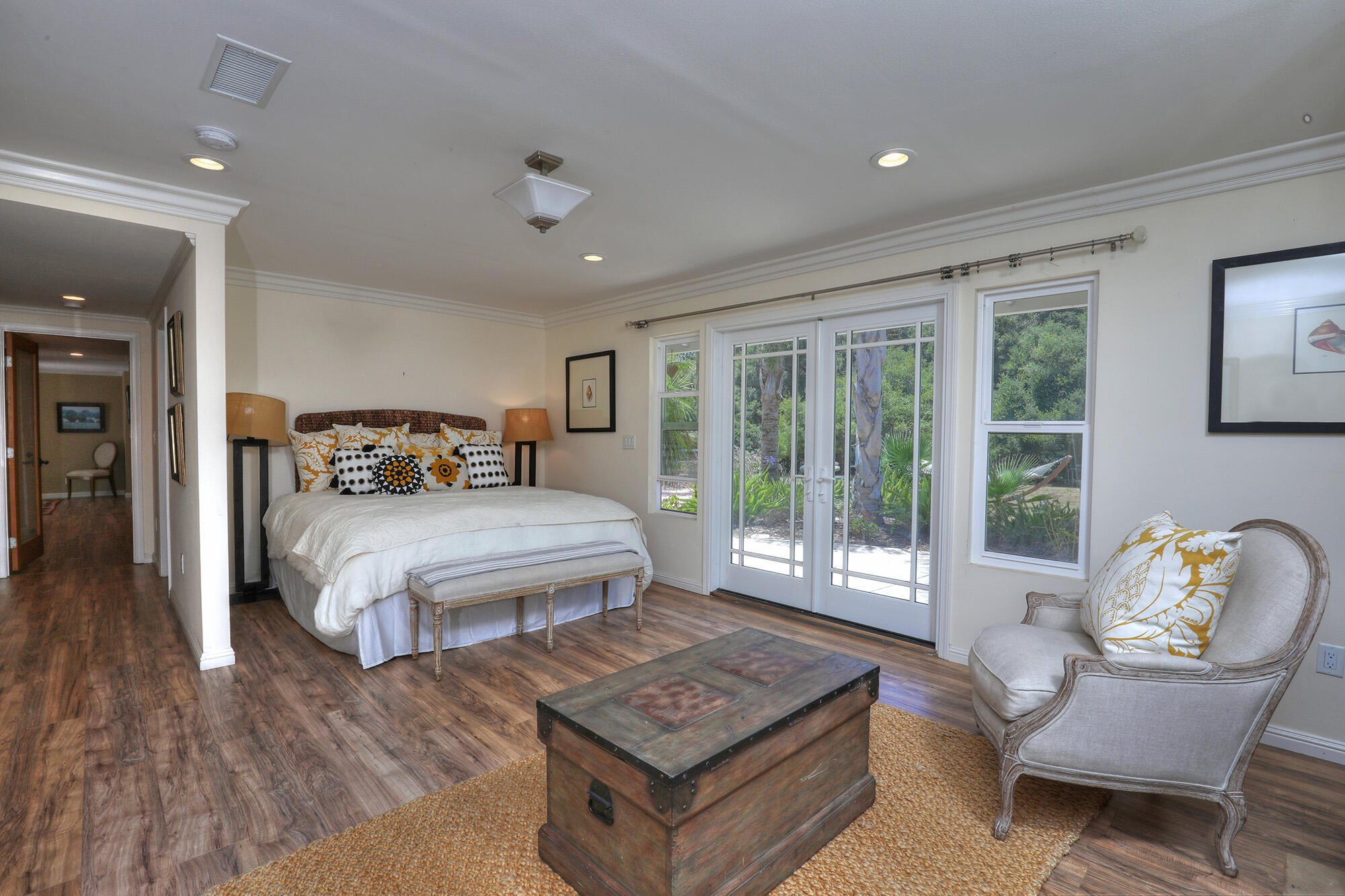 1053 Vereda Del Ciervo