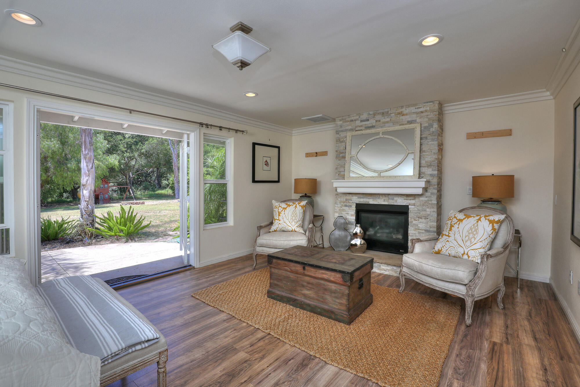 1053 Vereda Del Ciervo