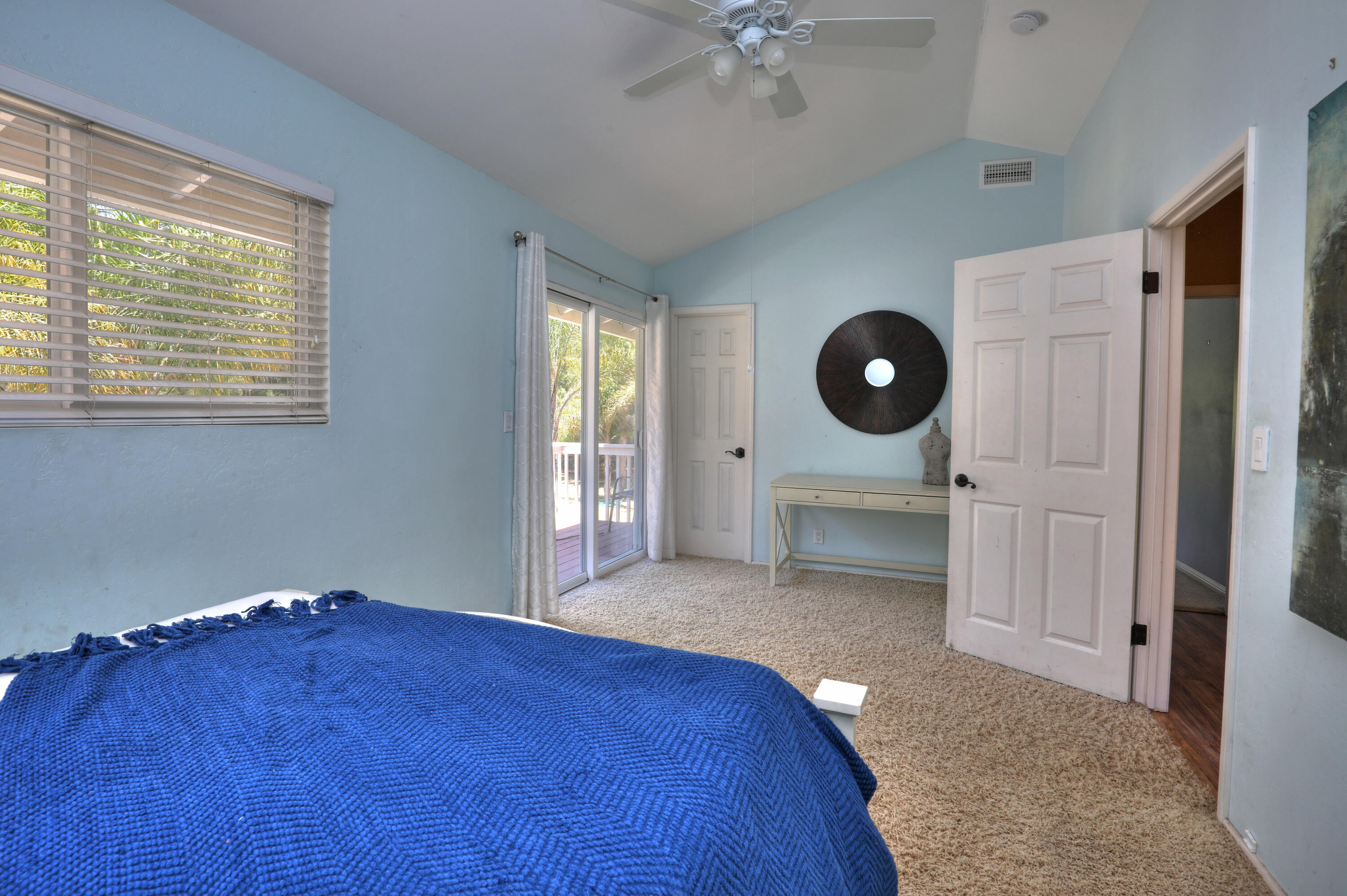 1053 Vereda Del Ciervo