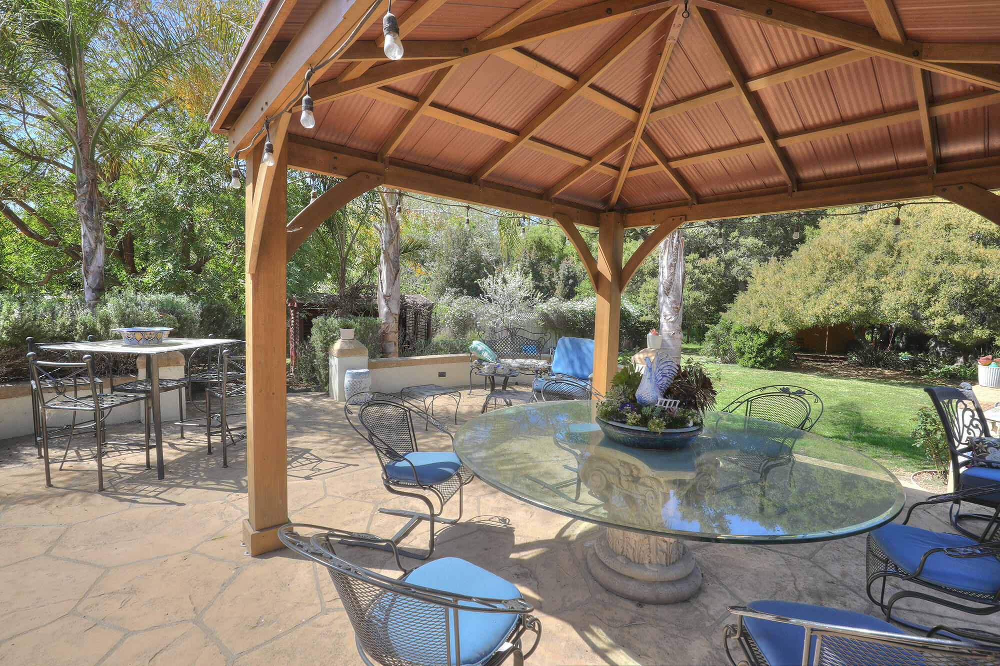 1053 Vereda Del Ciervo