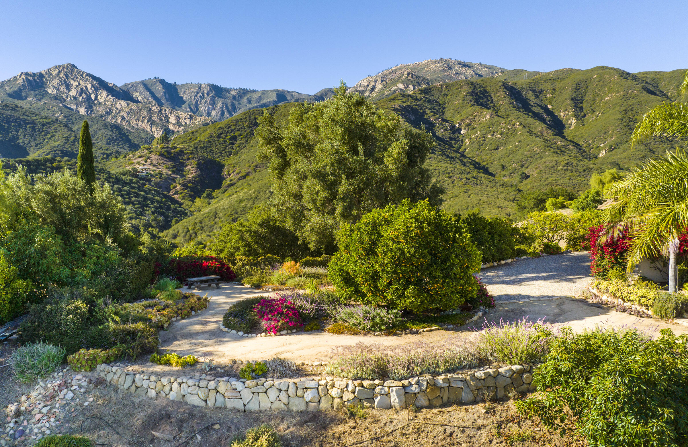 2040 Las Canoas Ridge Way