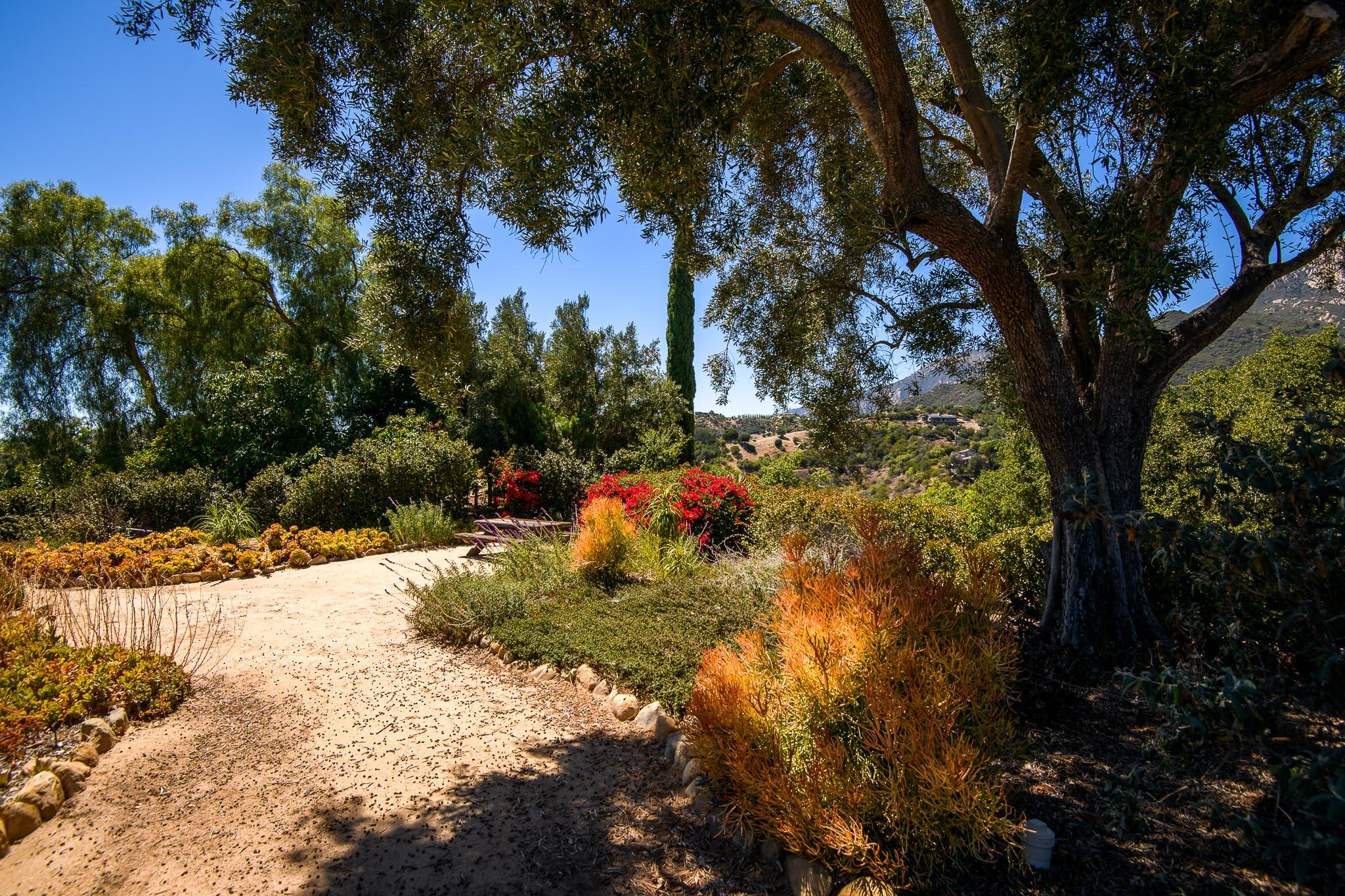 2040 Las Canoas Ridge Way