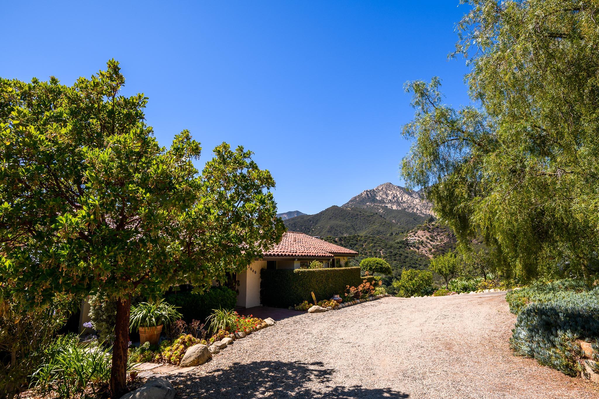 2040 Las Canoas Ridge Way