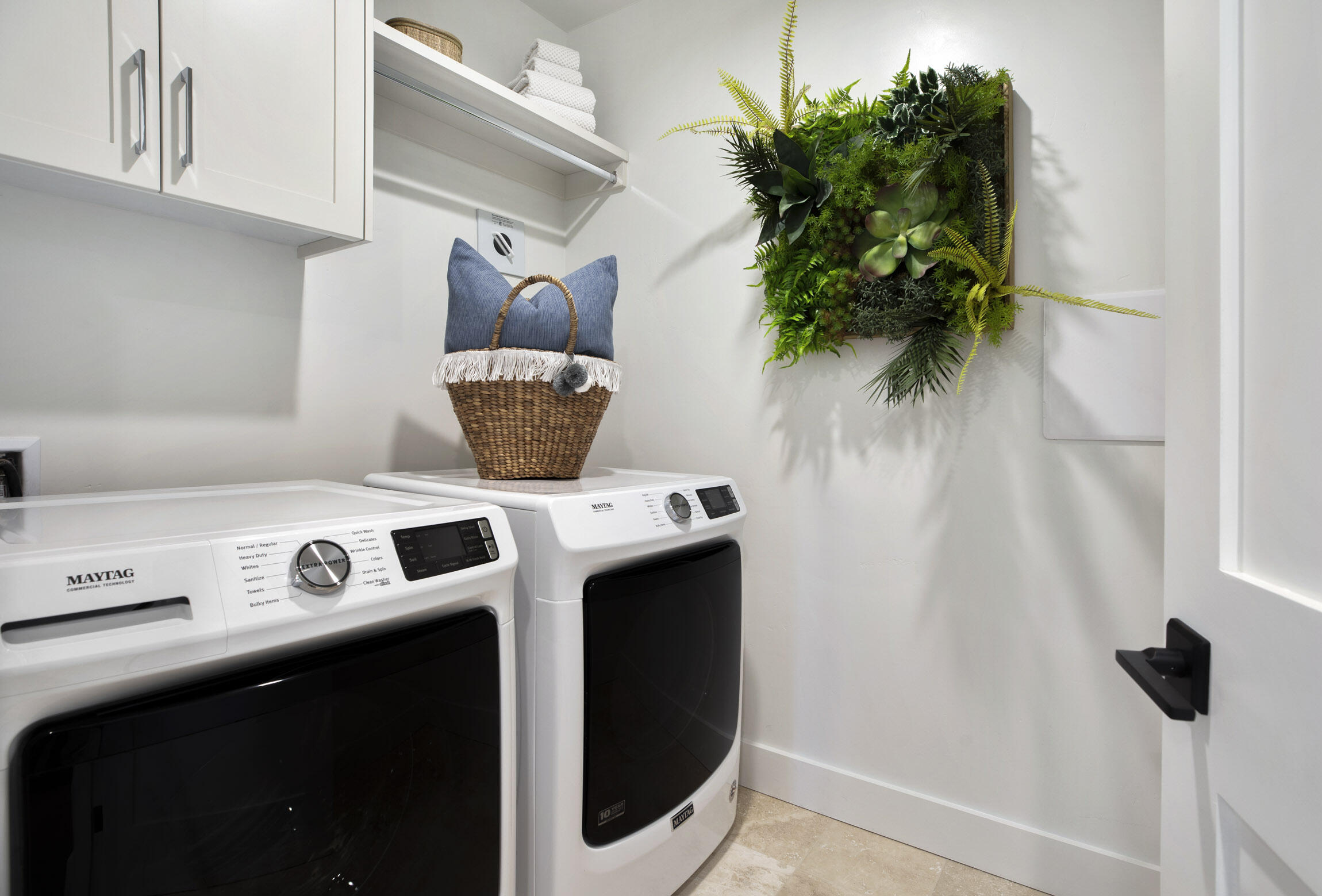 3726 State Street, 304