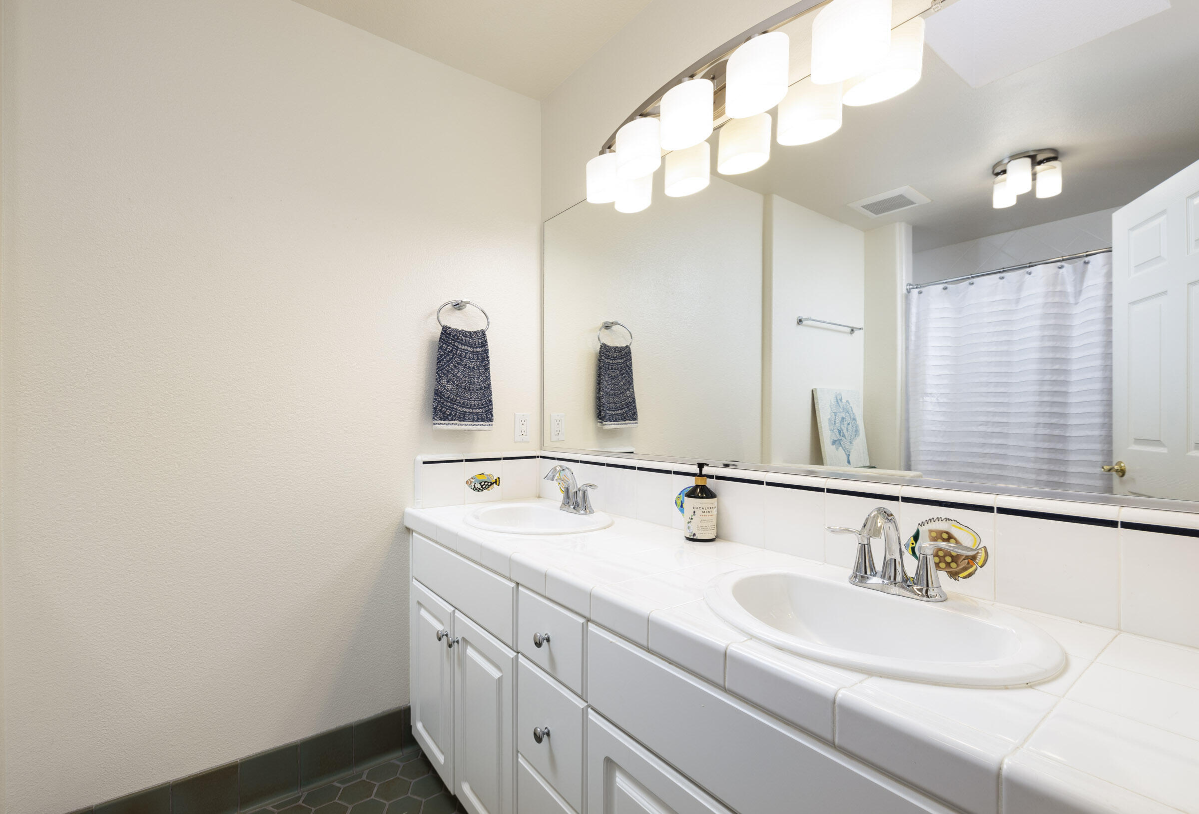 32 Arroyo Vista Drive