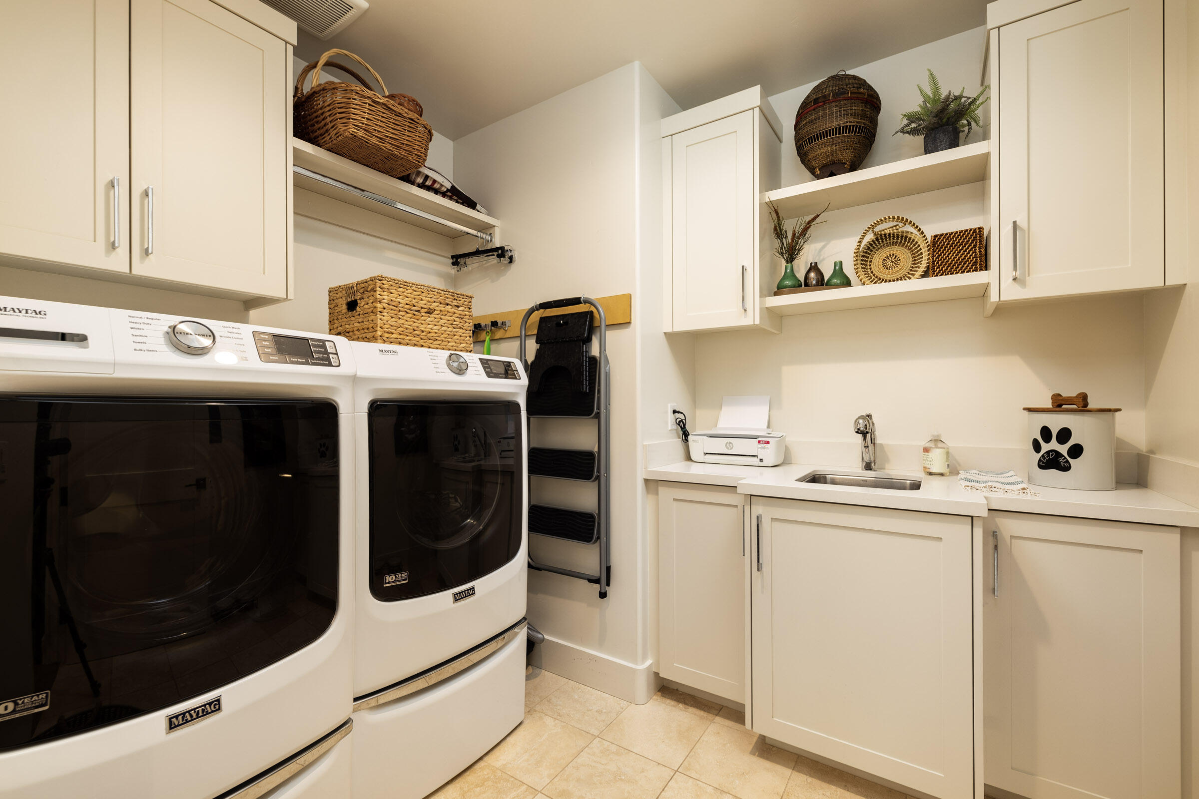 3726 State Street, 204