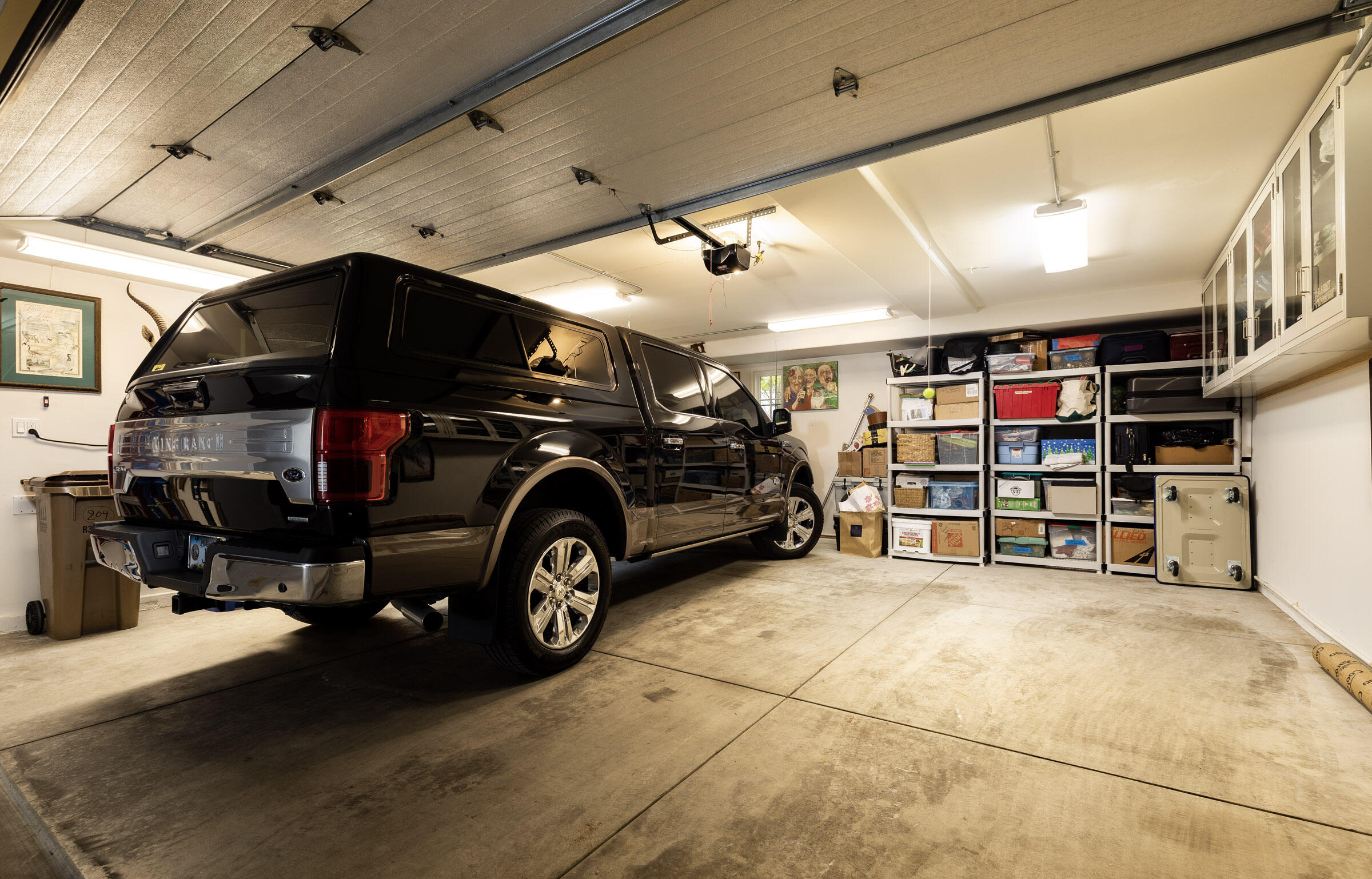 3726 State Street, 204