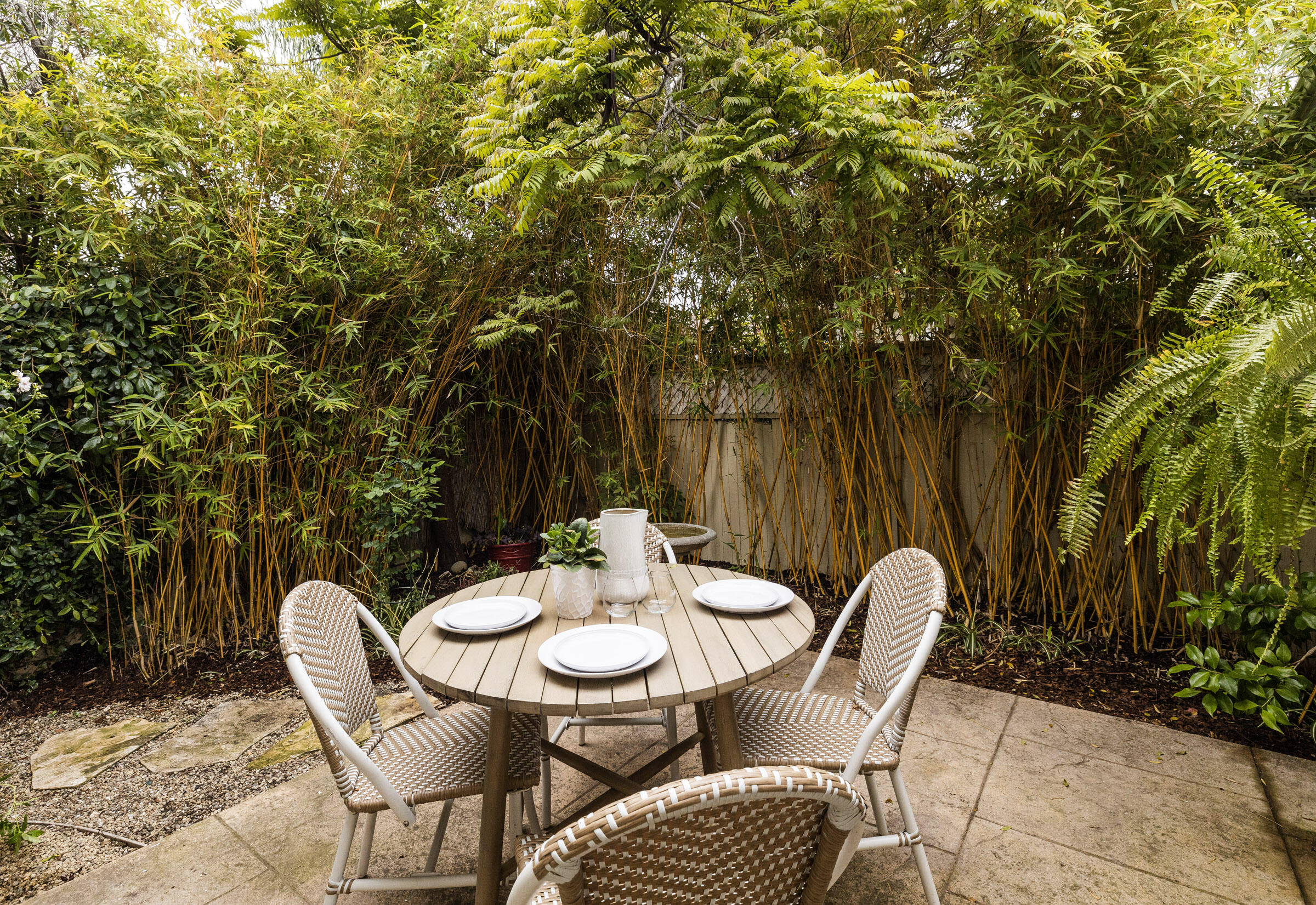 1819 San Andres Street, B