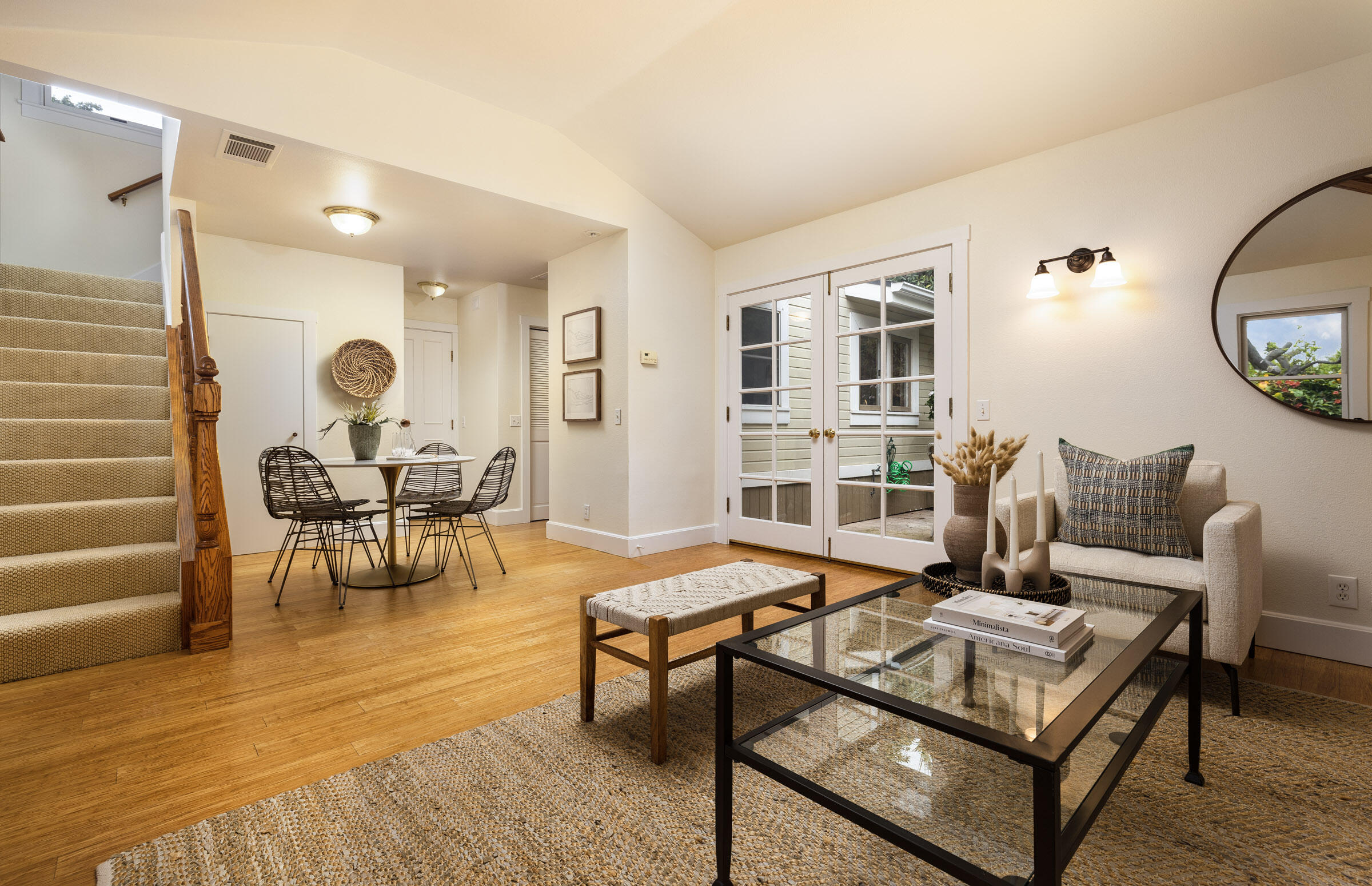 1819 San Andres Street, B