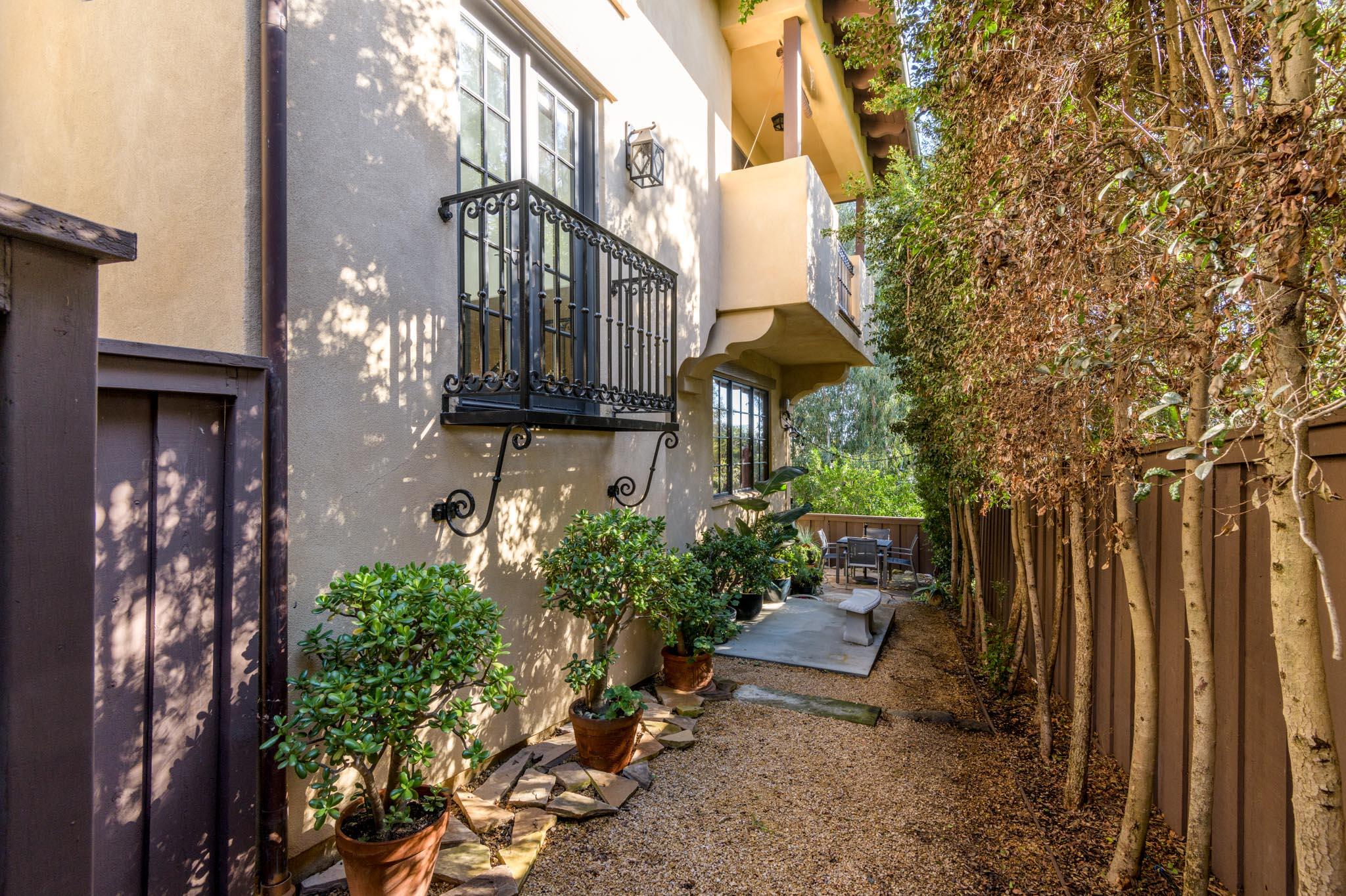 1024 E Canon Perdido Street