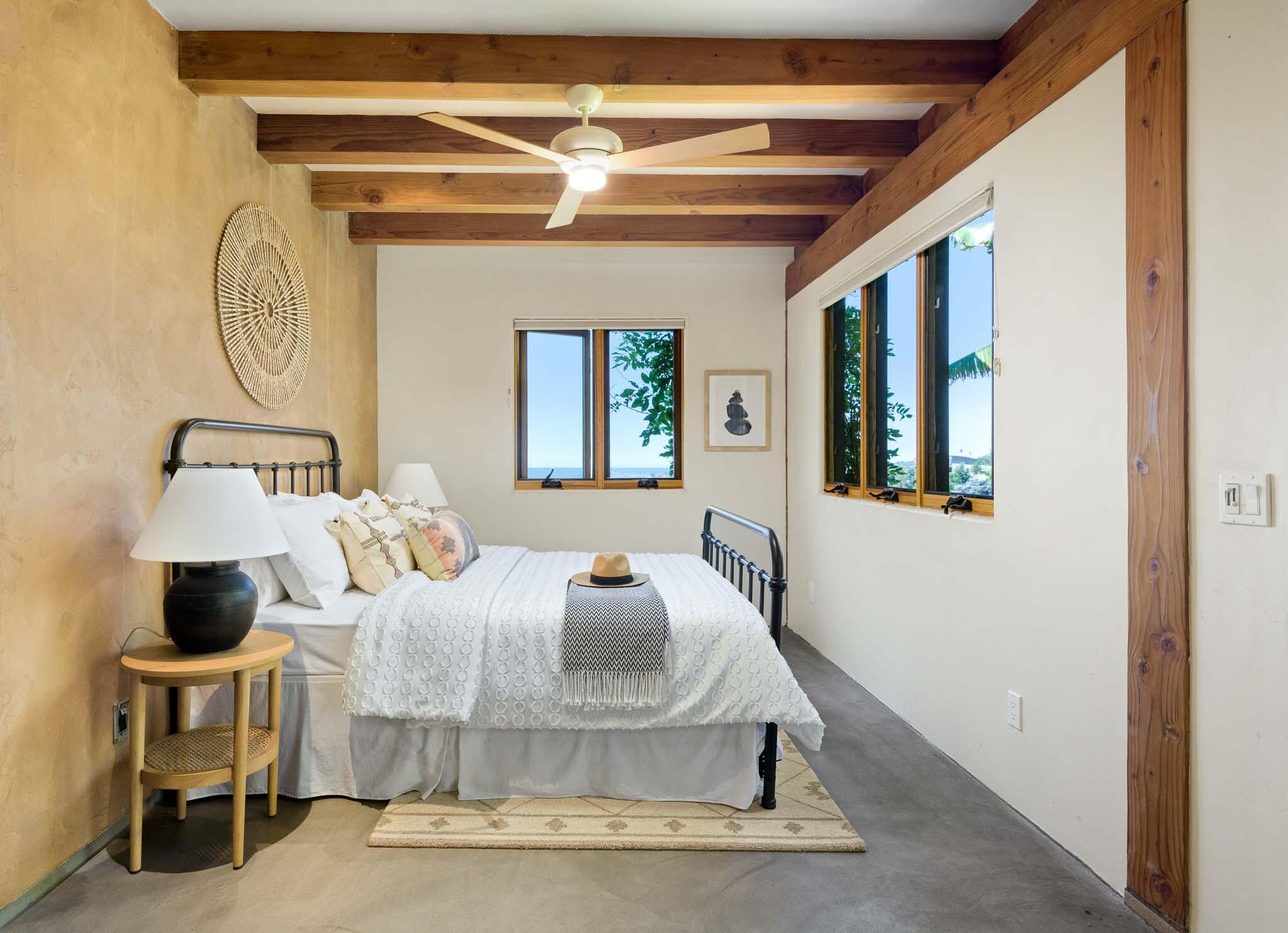 356 E Mountain Drive