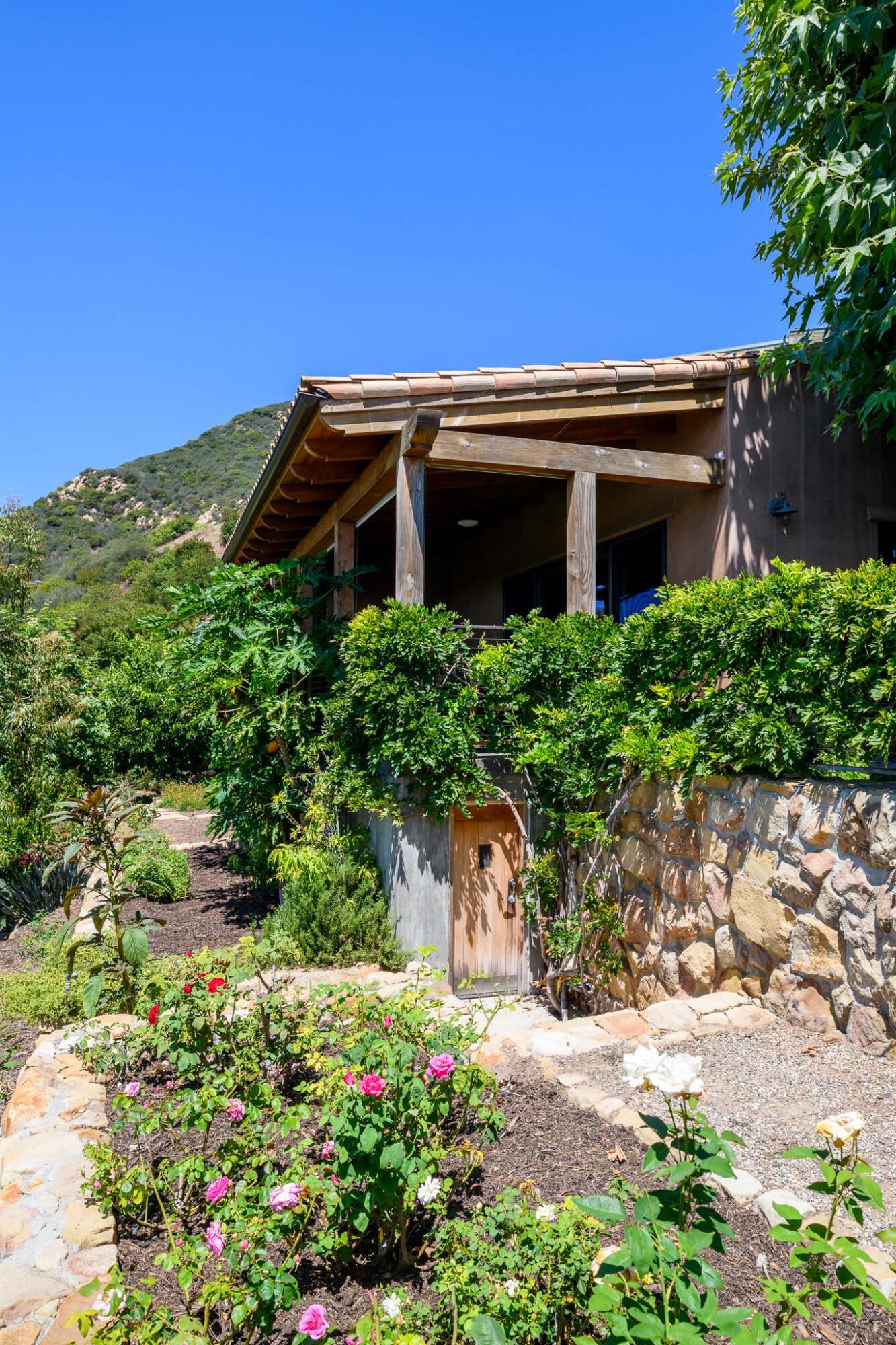 356 E Mountain Drive