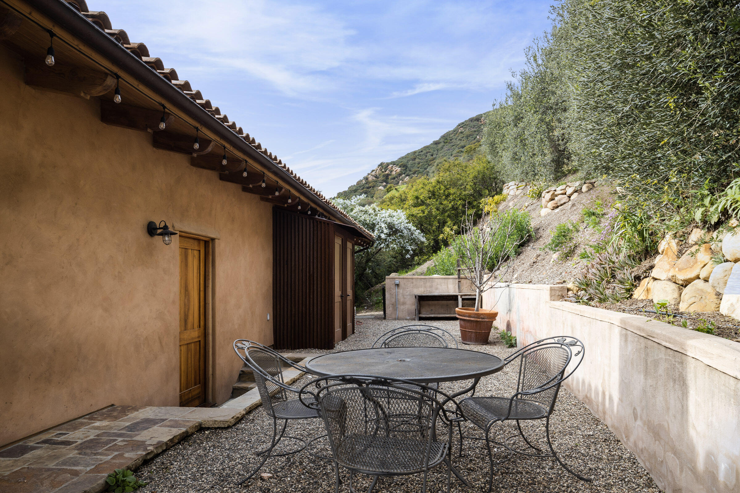 356 E Mountain Drive