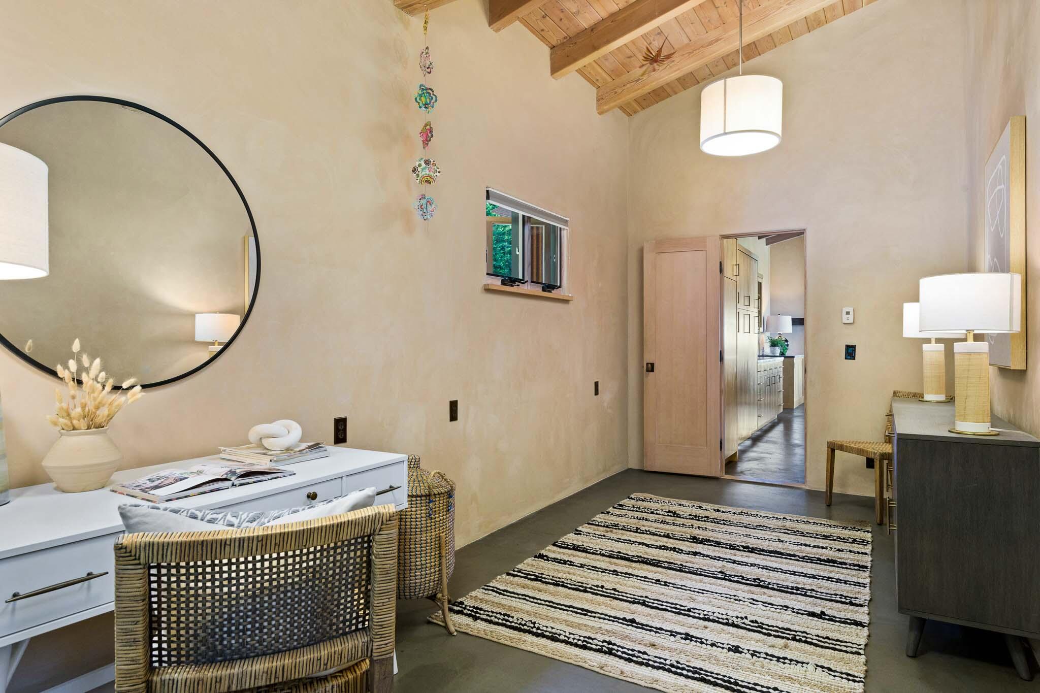 356 E Mountain Drive