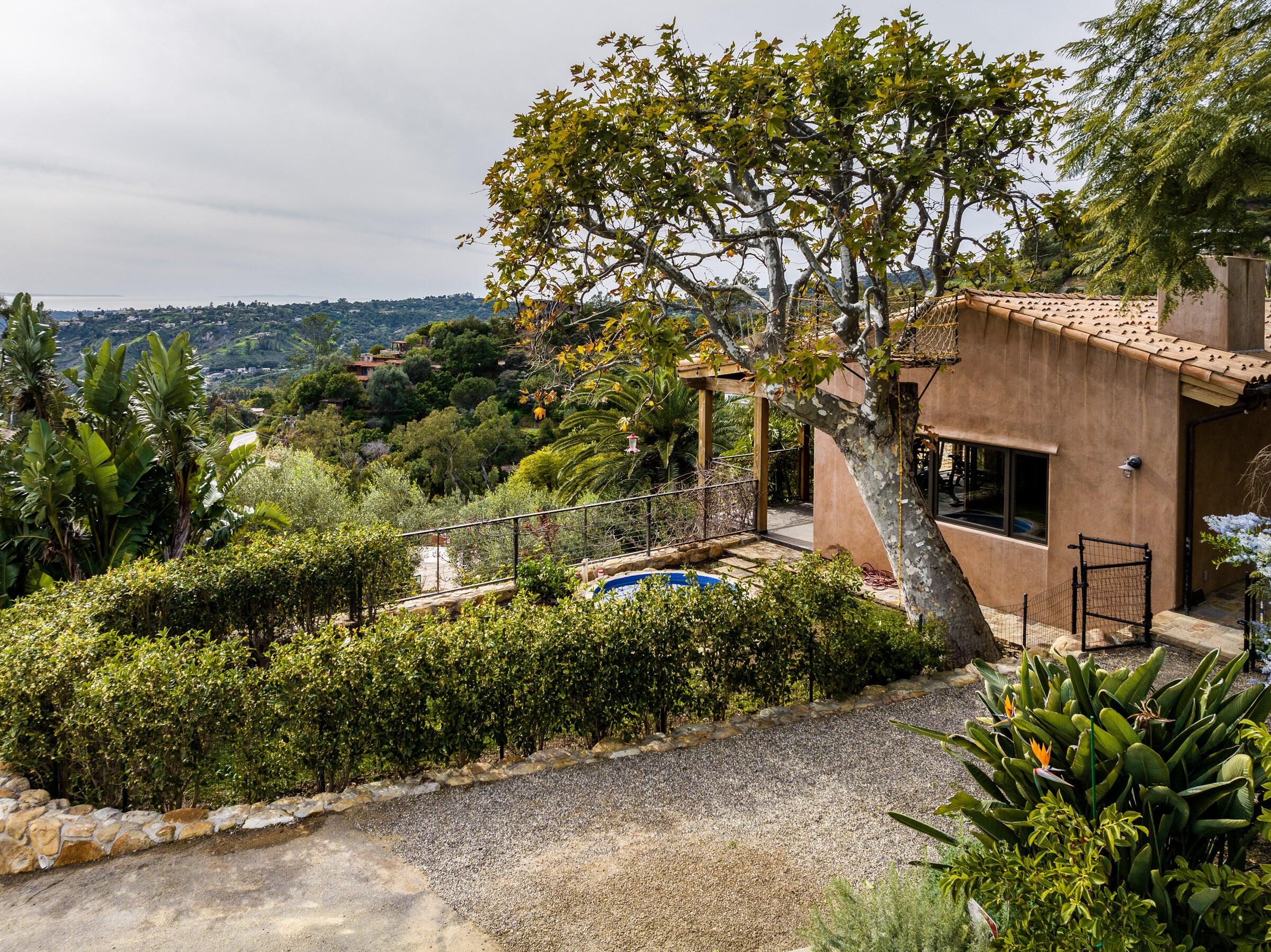 356 E Mountain Drive