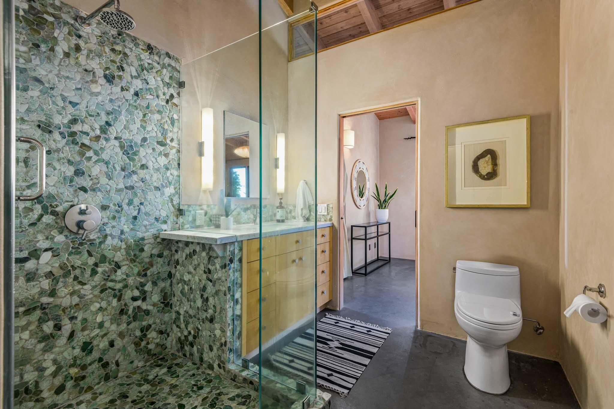 356 E Mountain Drive