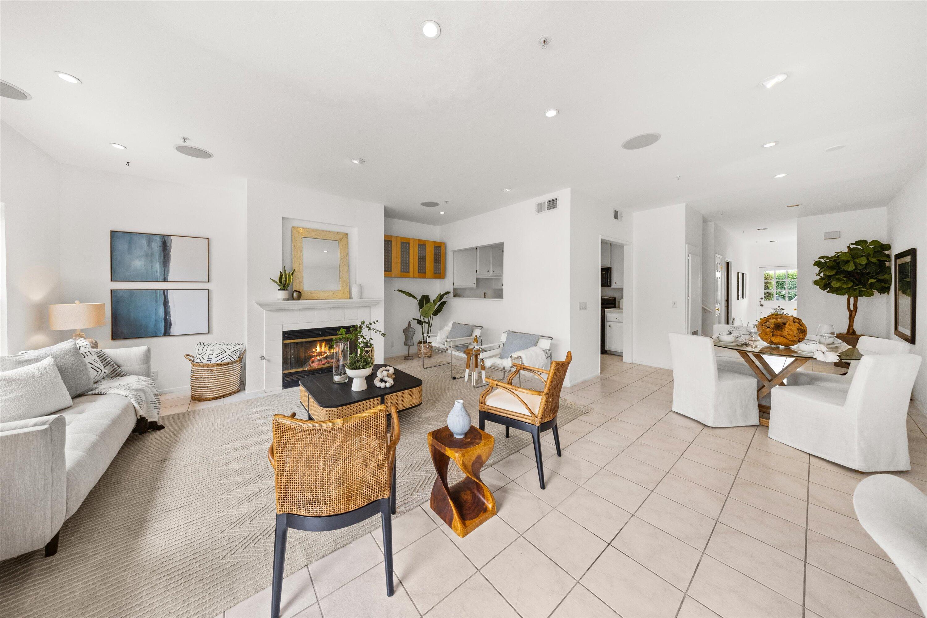 4519 Carpinteria Avenue Unit: B