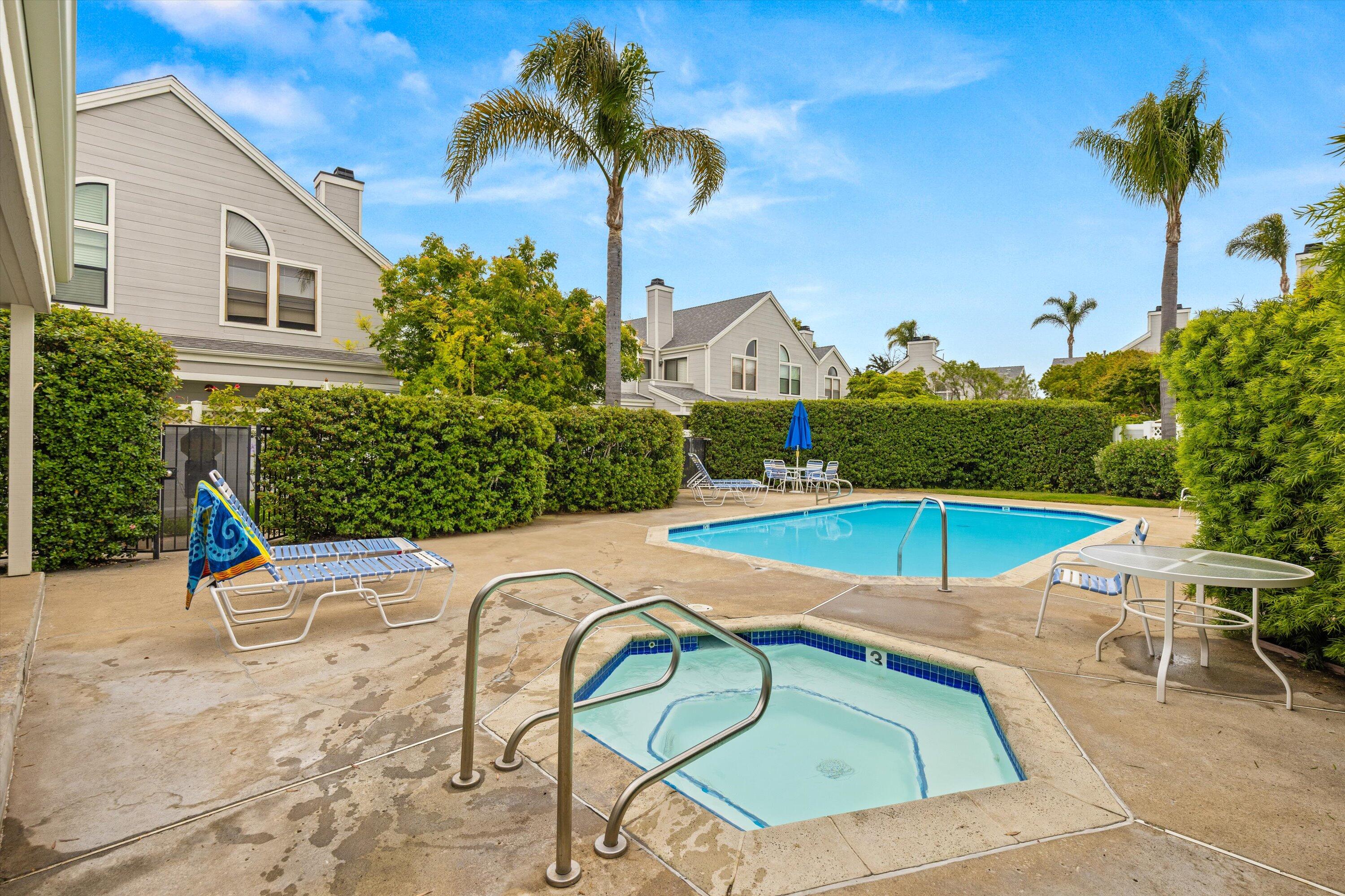 4519 Carpinteria Avenue Unit: B