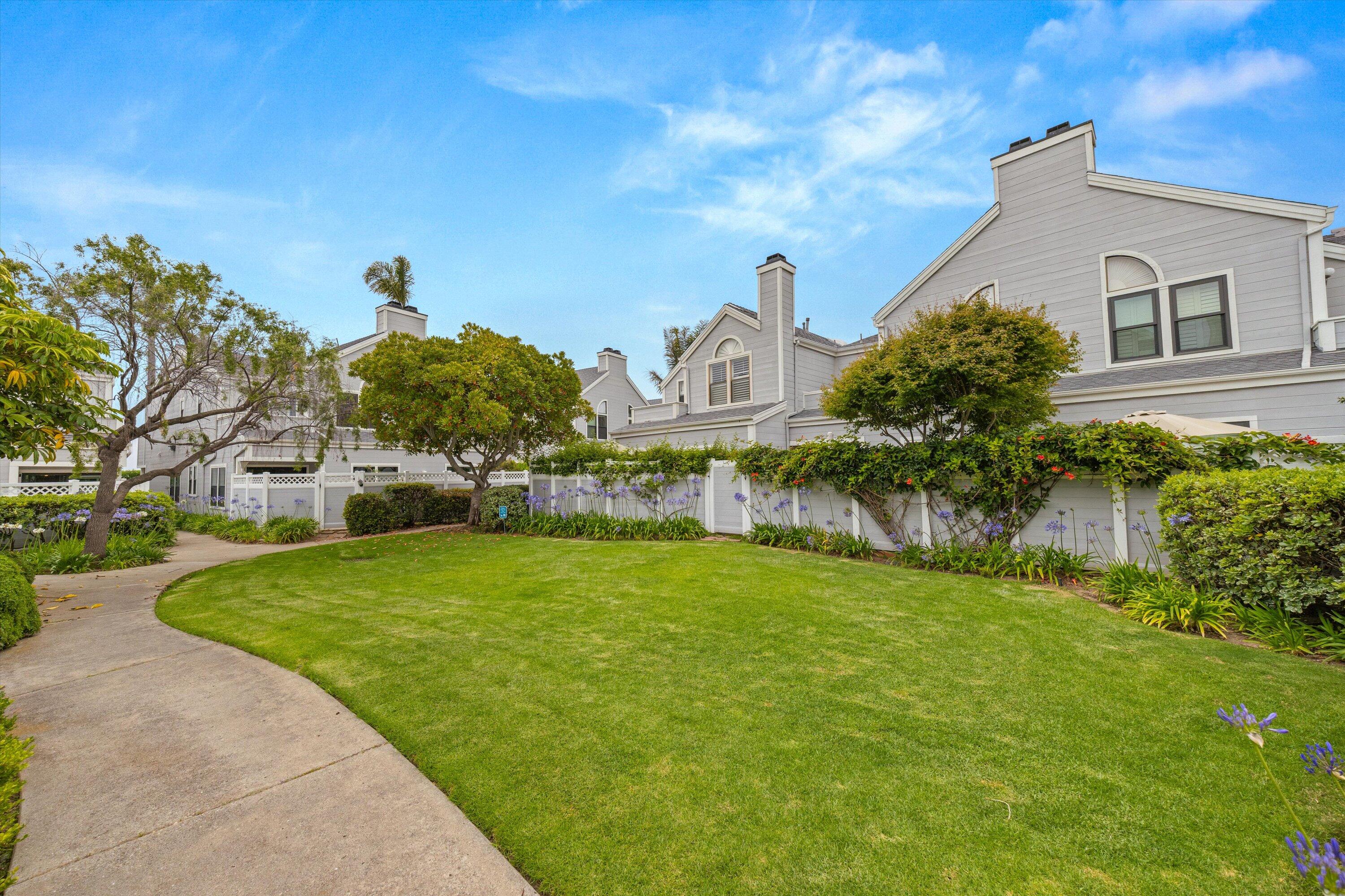 4519 Carpinteria Avenue Unit: B