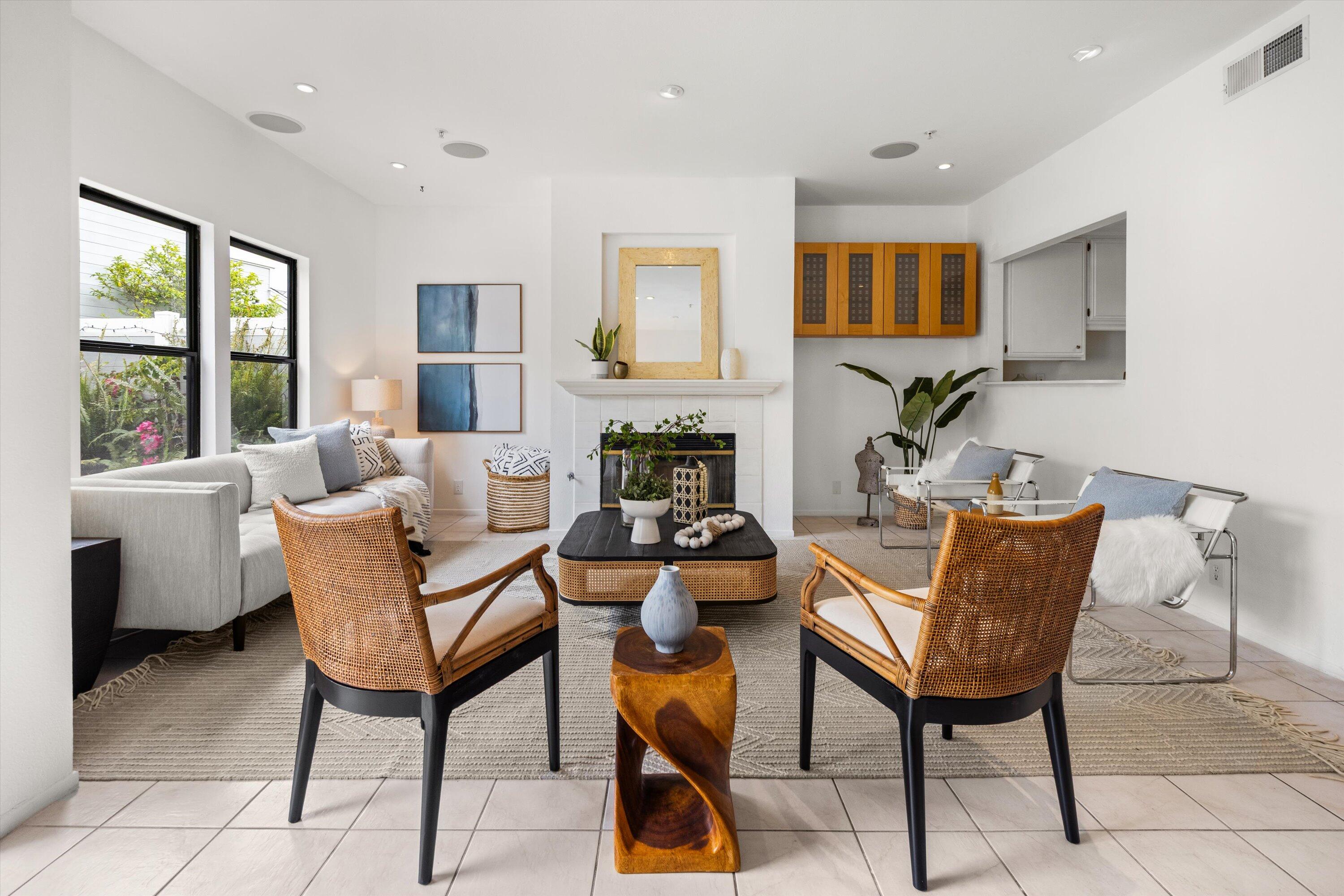 4519 Carpinteria Avenue Unit: B