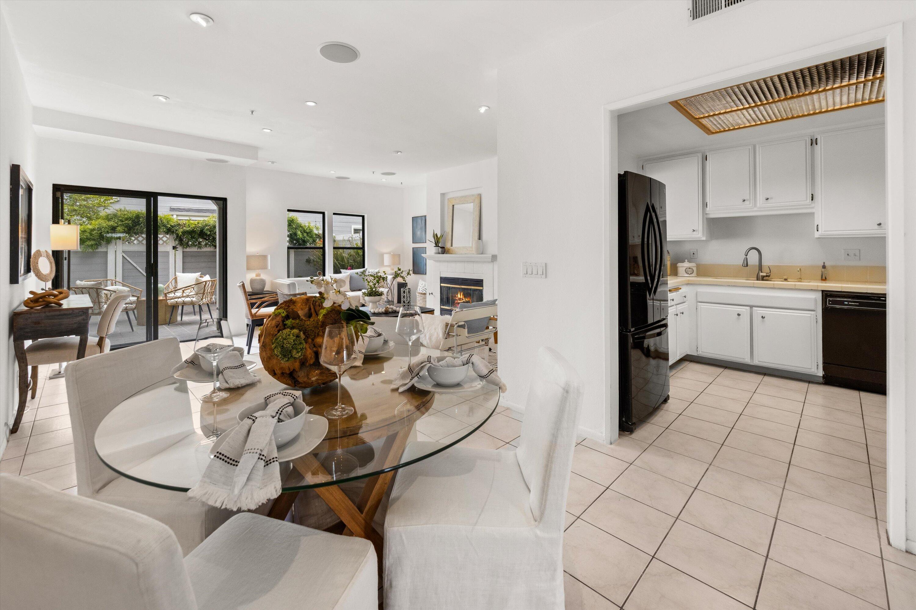 4519 Carpinteria Avenue Unit: B