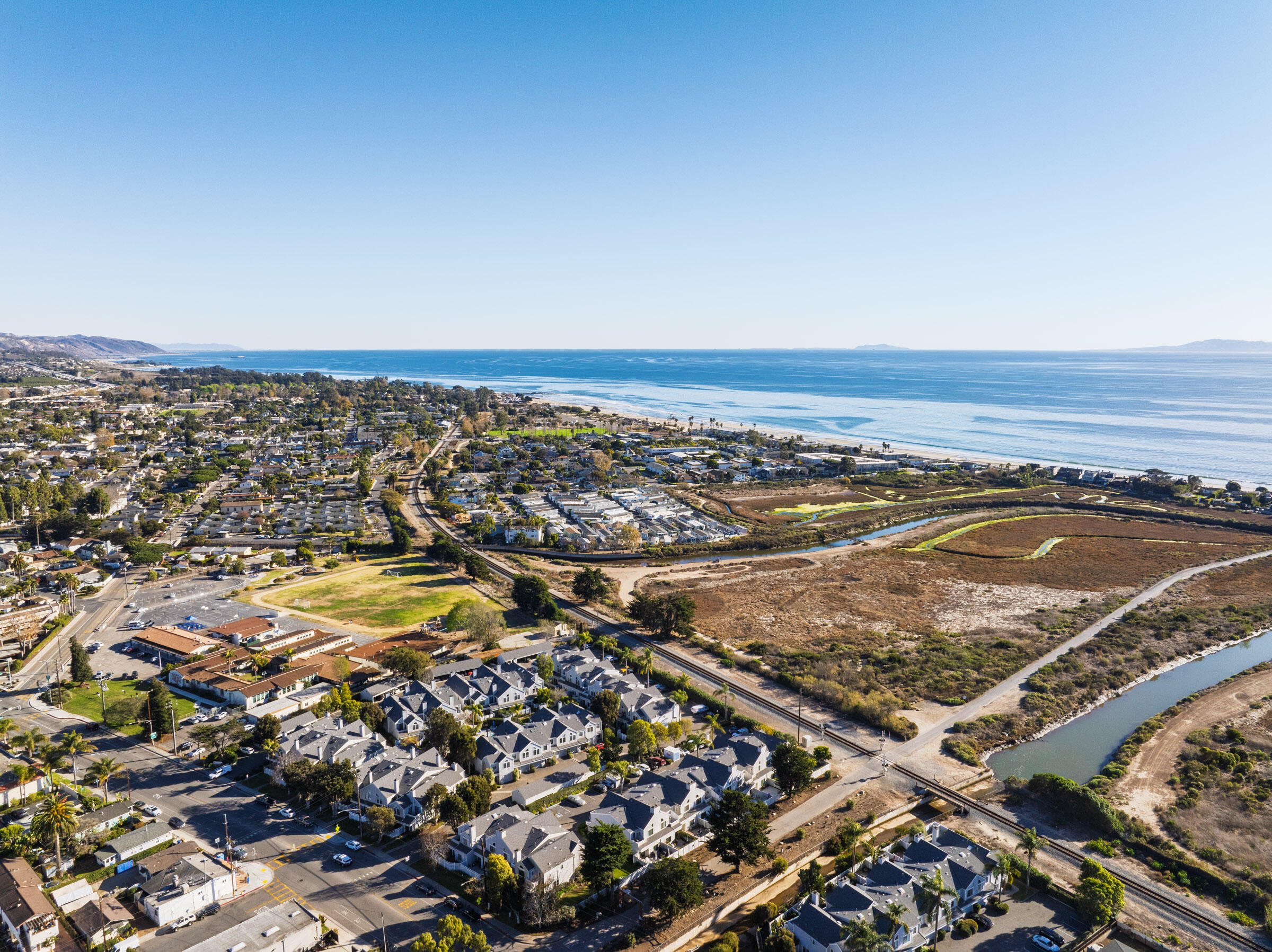 4505 Carpinteria Avenue, H