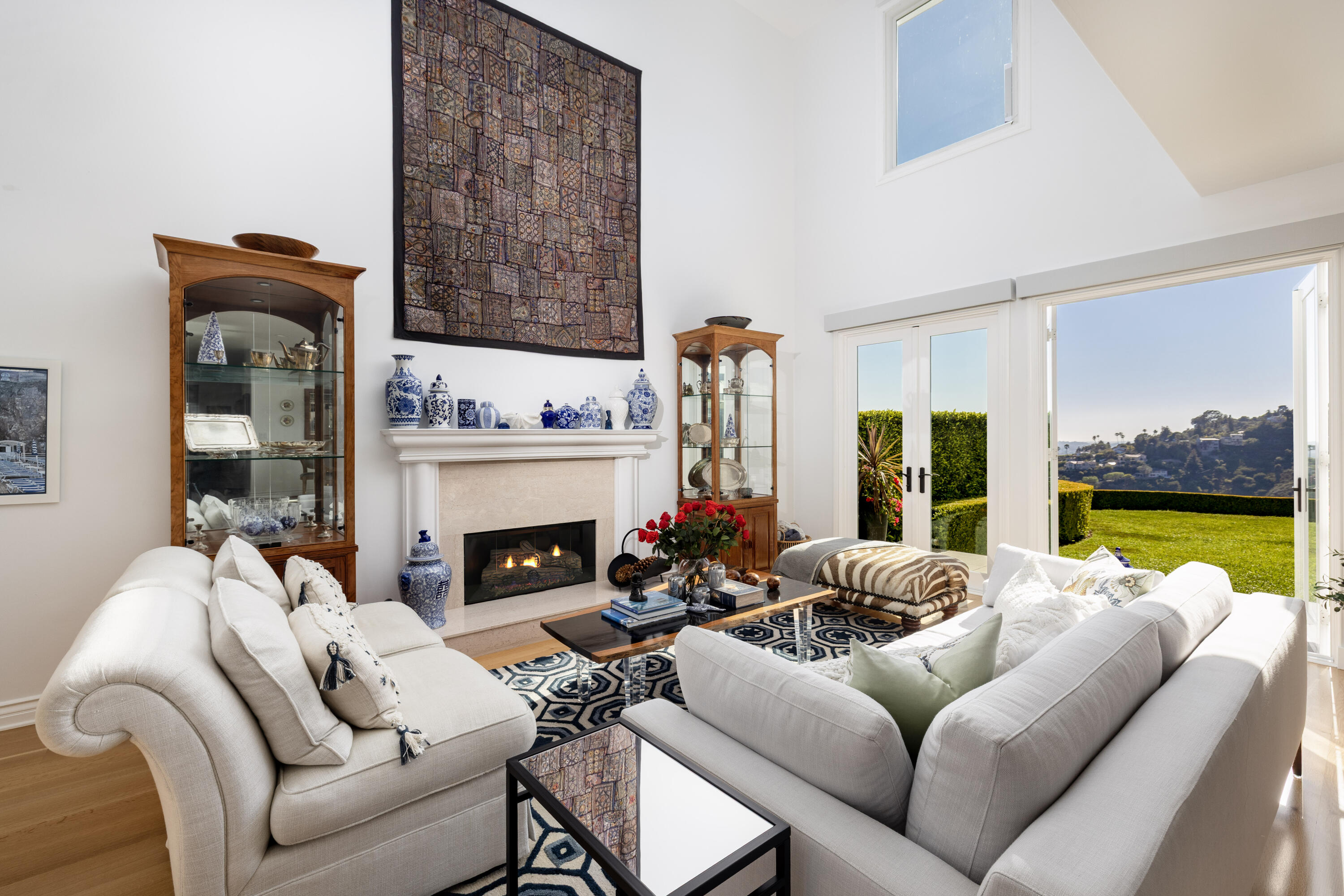 127 Via Alicia, SANTA BARBARA