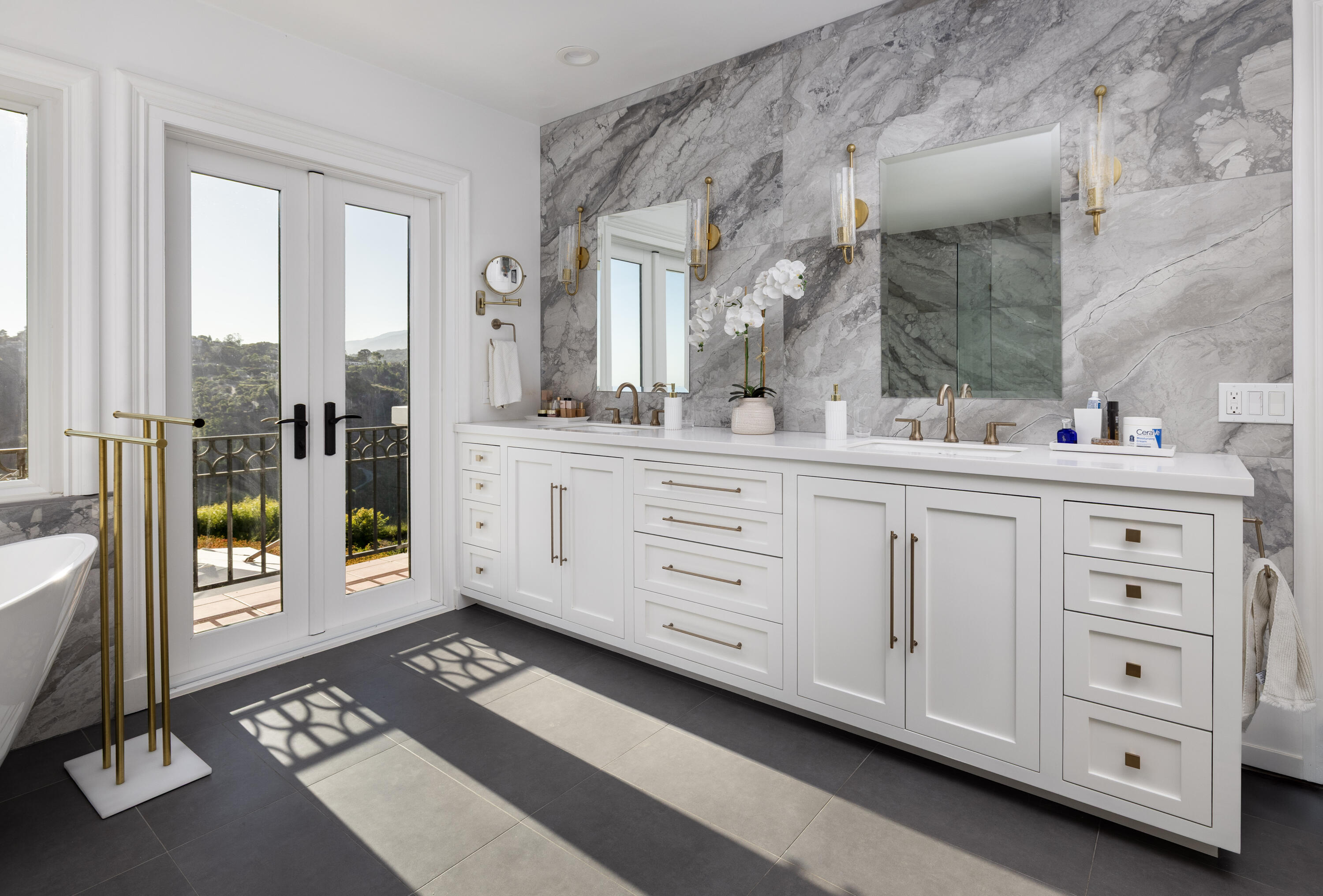 127 Via Alicia, SANTA BARBARA