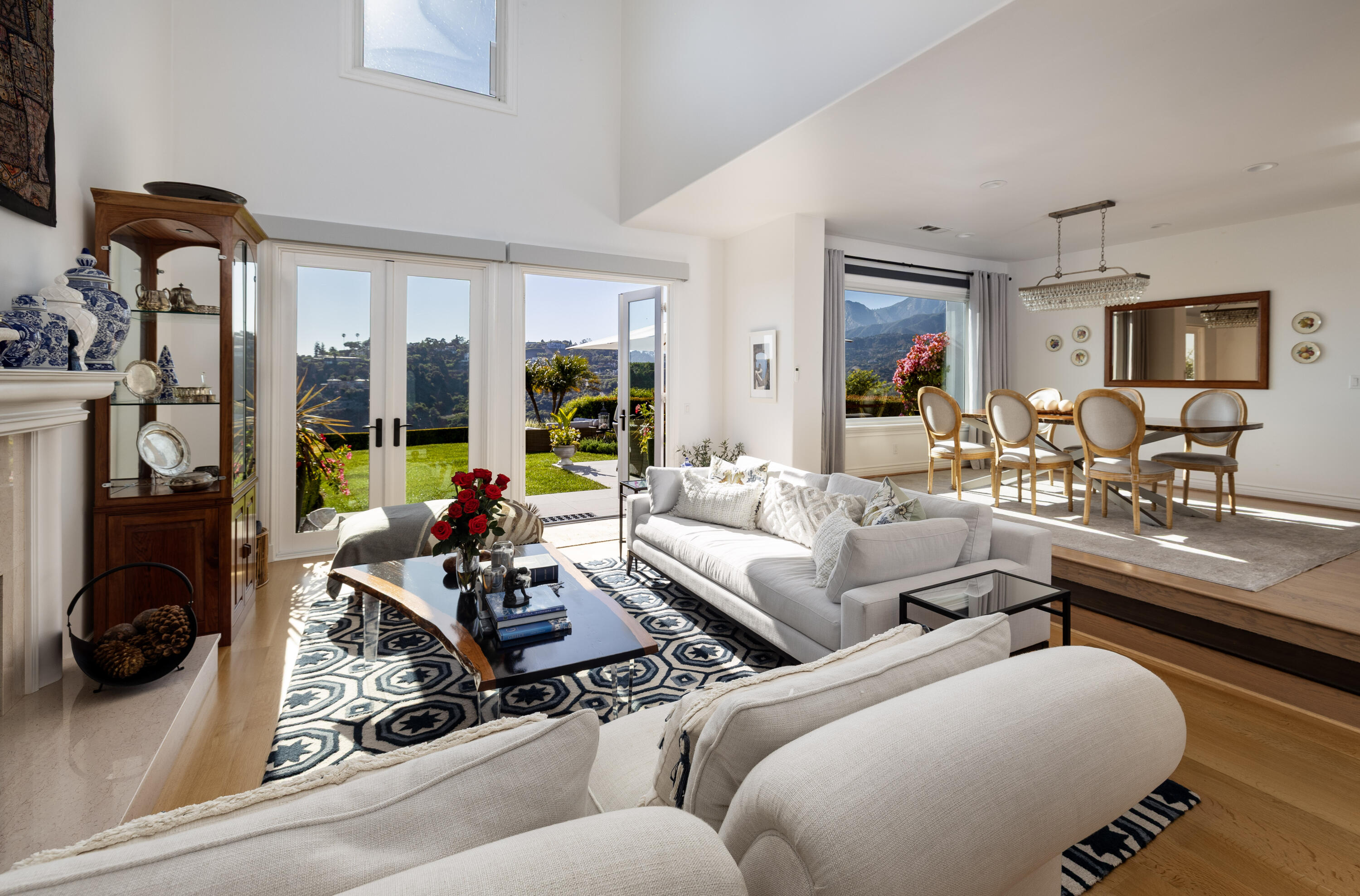 127 Via Alicia, SANTA BARBARA