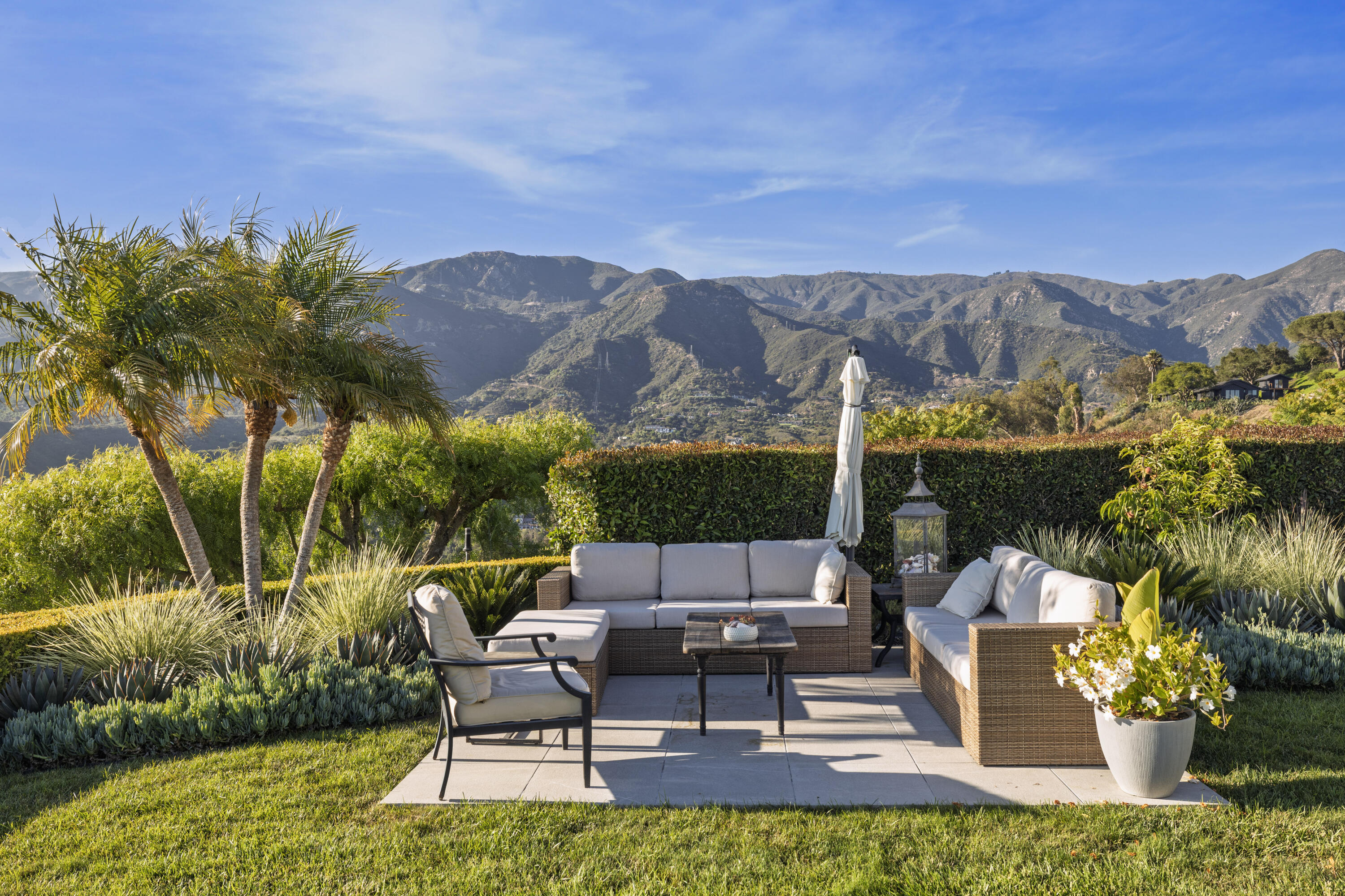 127 Via Alicia, SANTA BARBARA