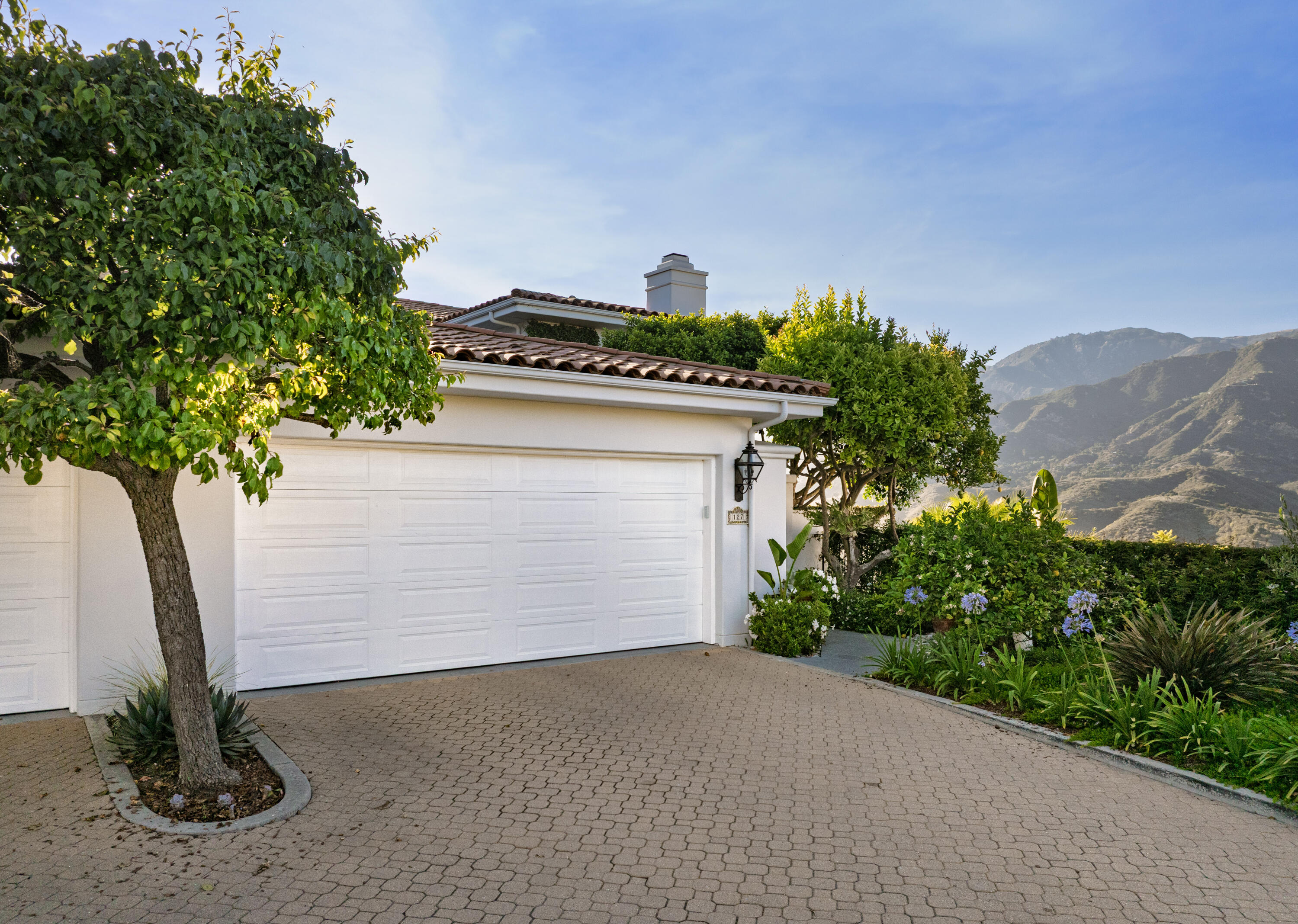 127 Via Alicia, SANTA BARBARA