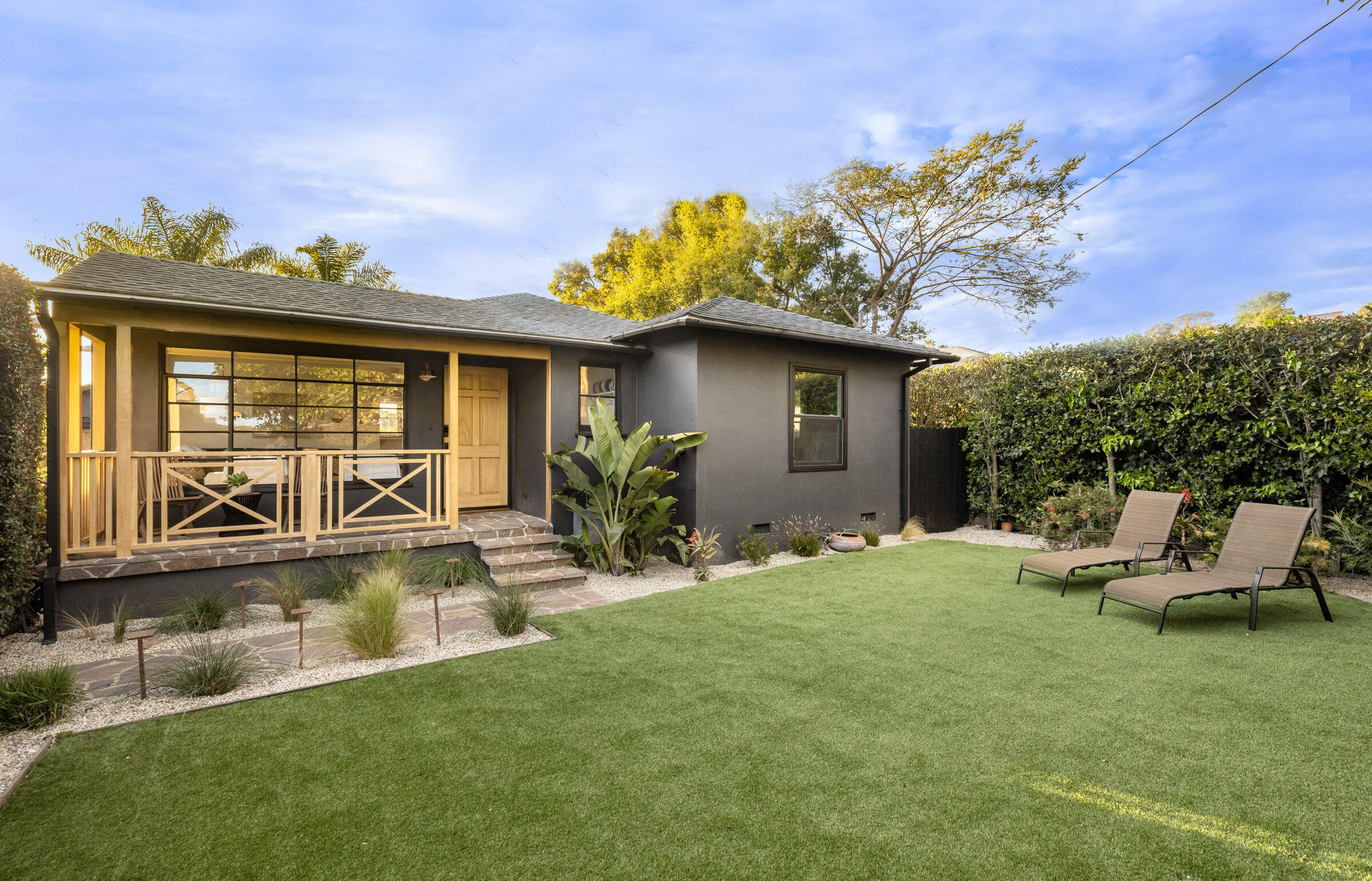 355 Palisades Drive